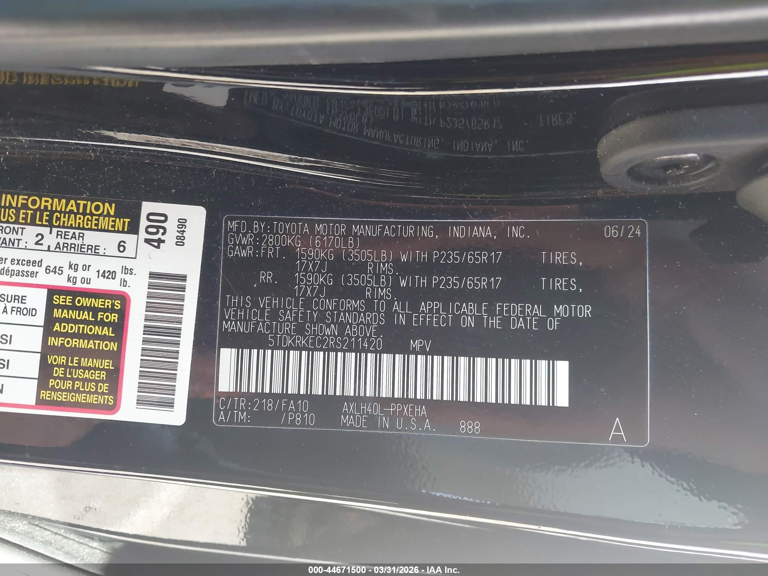 TOYOTA SIENNA image 9