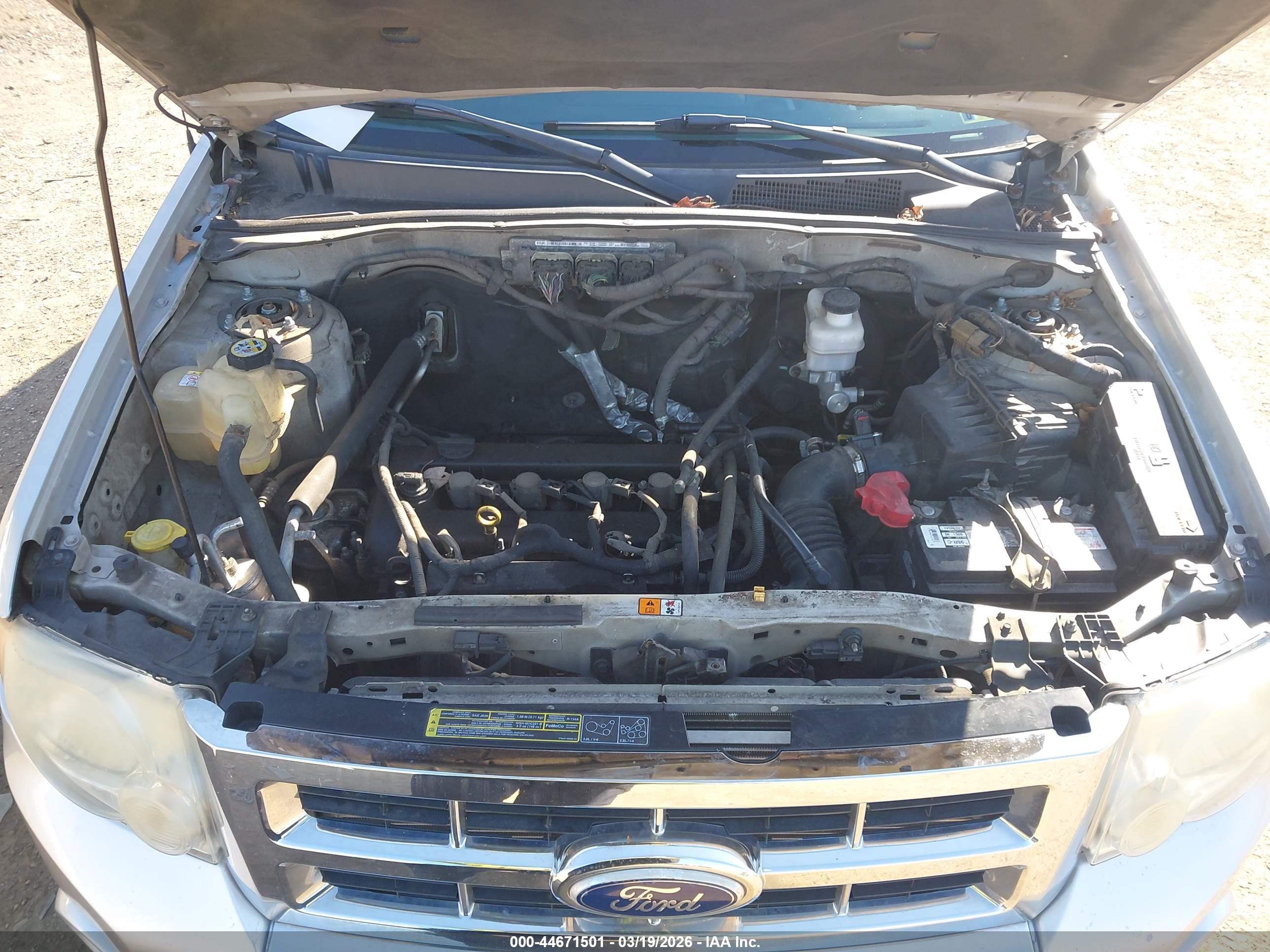 FORD ESCAPE image 10