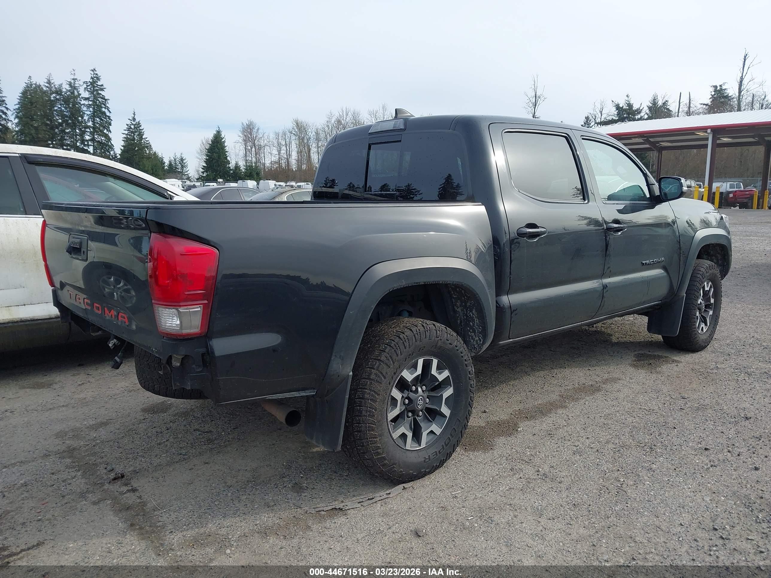 TOYOTA TACOMA image 4
