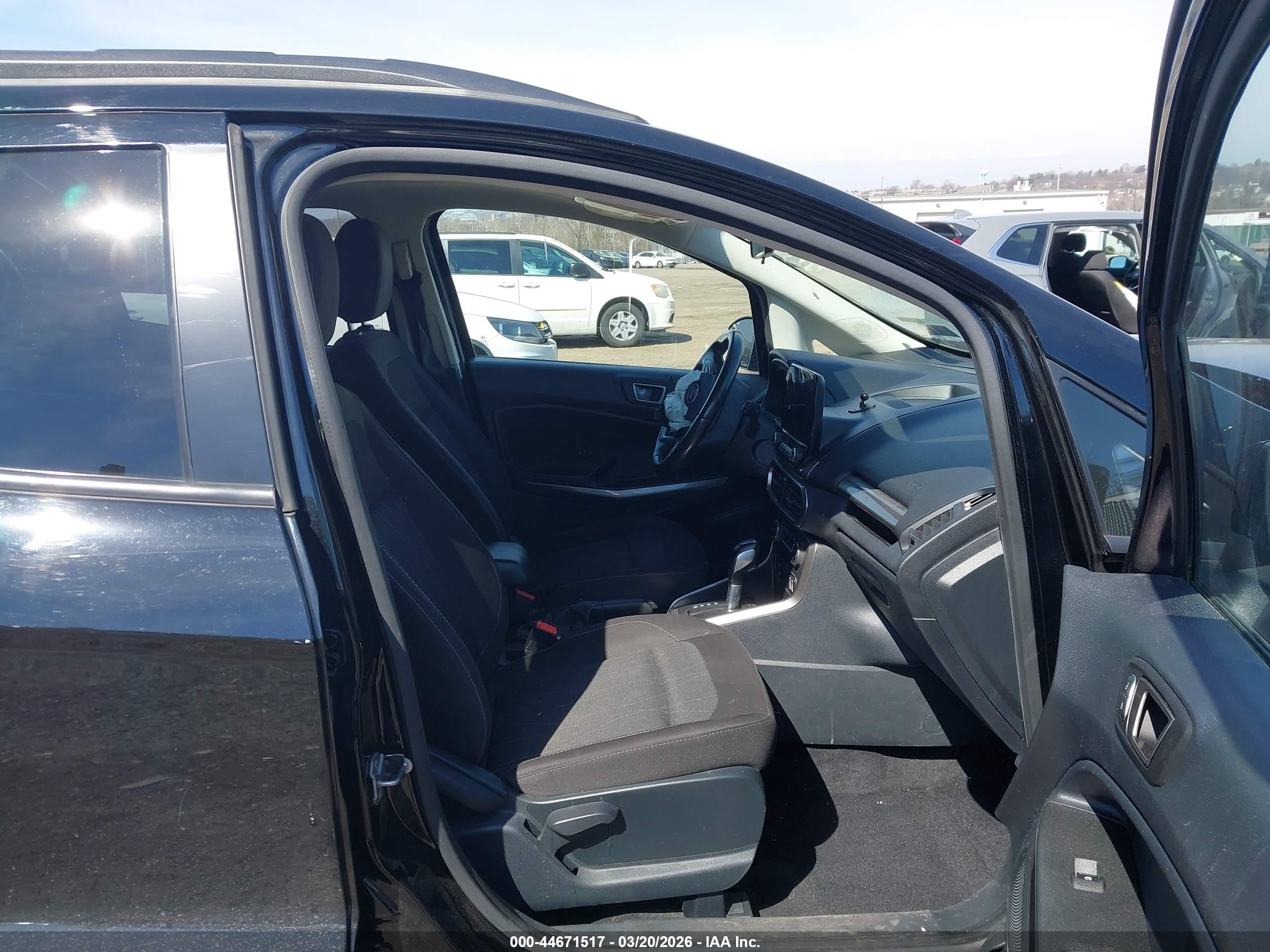 FORD ECOSPORT image 5