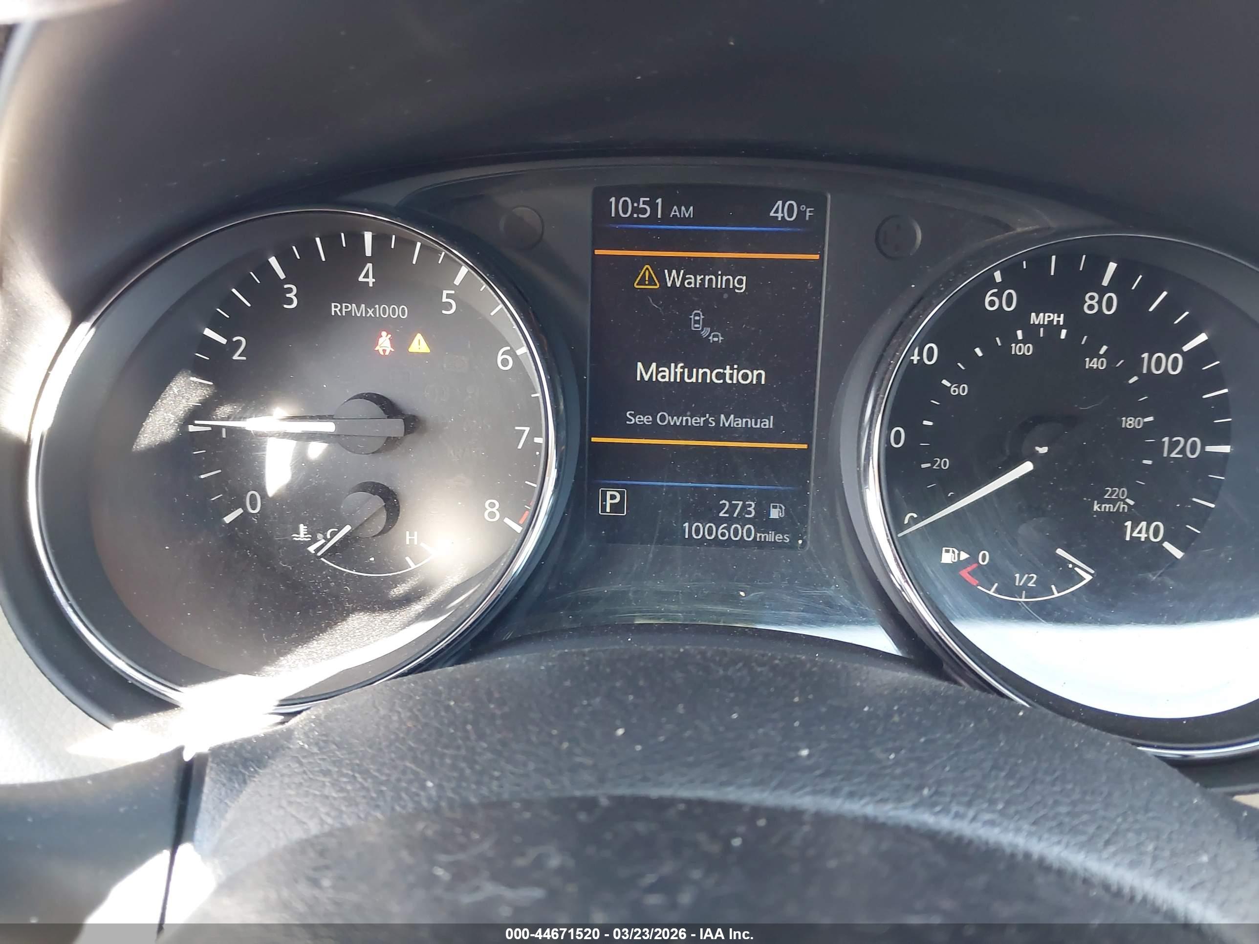 NISSAN ROGUE image 7