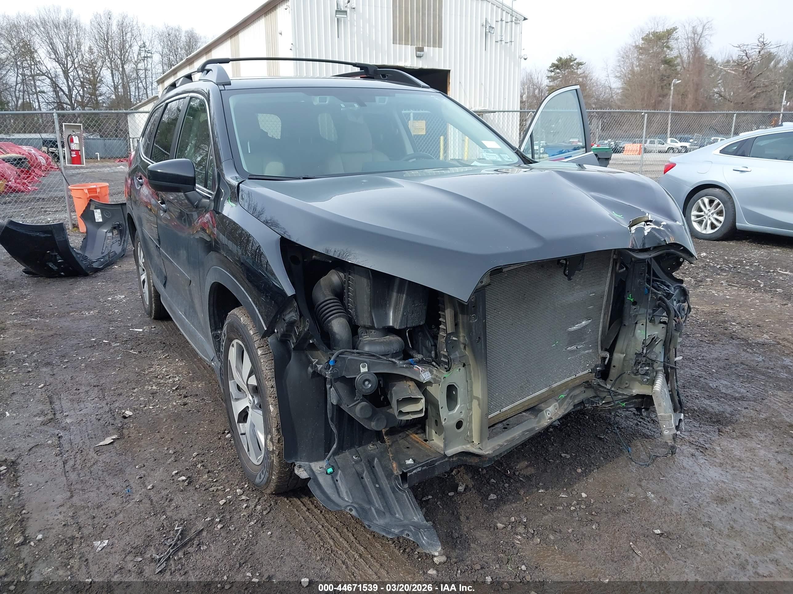 SUBARU ASCENT image 6