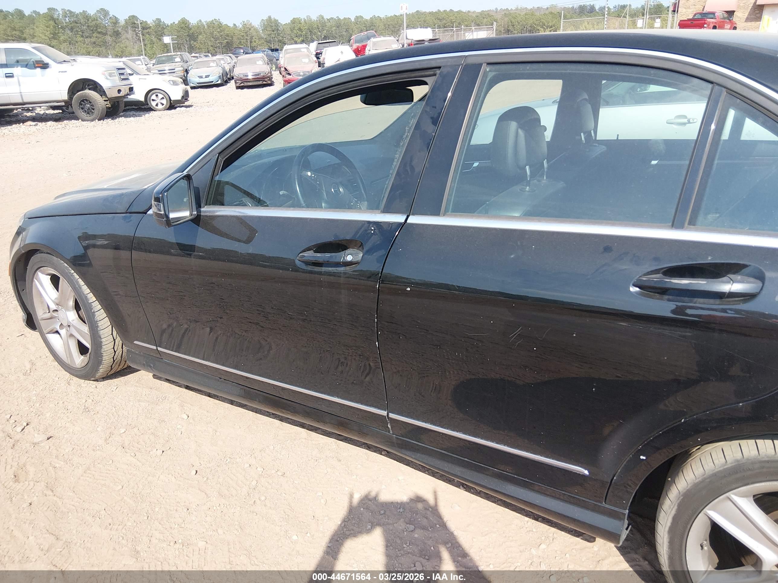 MERCEDES-BENZ C image 6