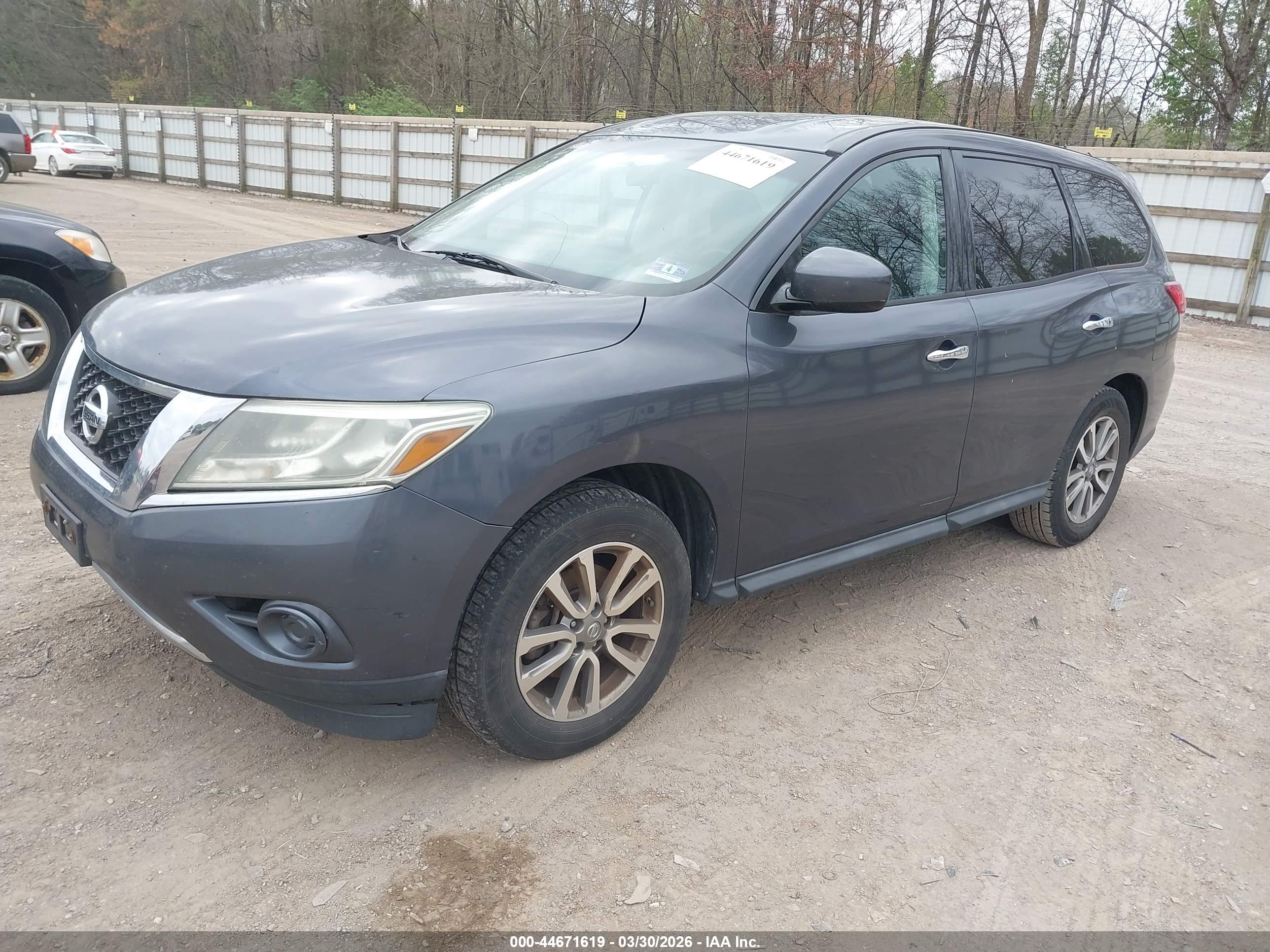 NISSAN PATHFINDER image 2