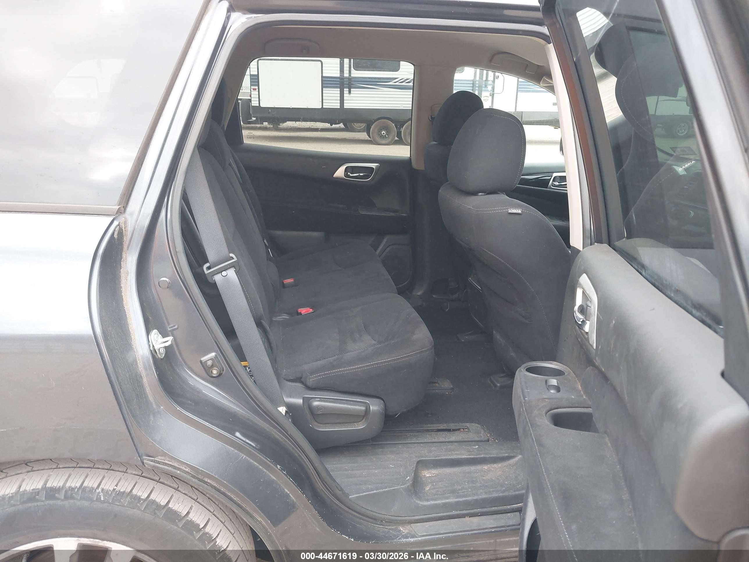 NISSAN PATHFINDER image 8