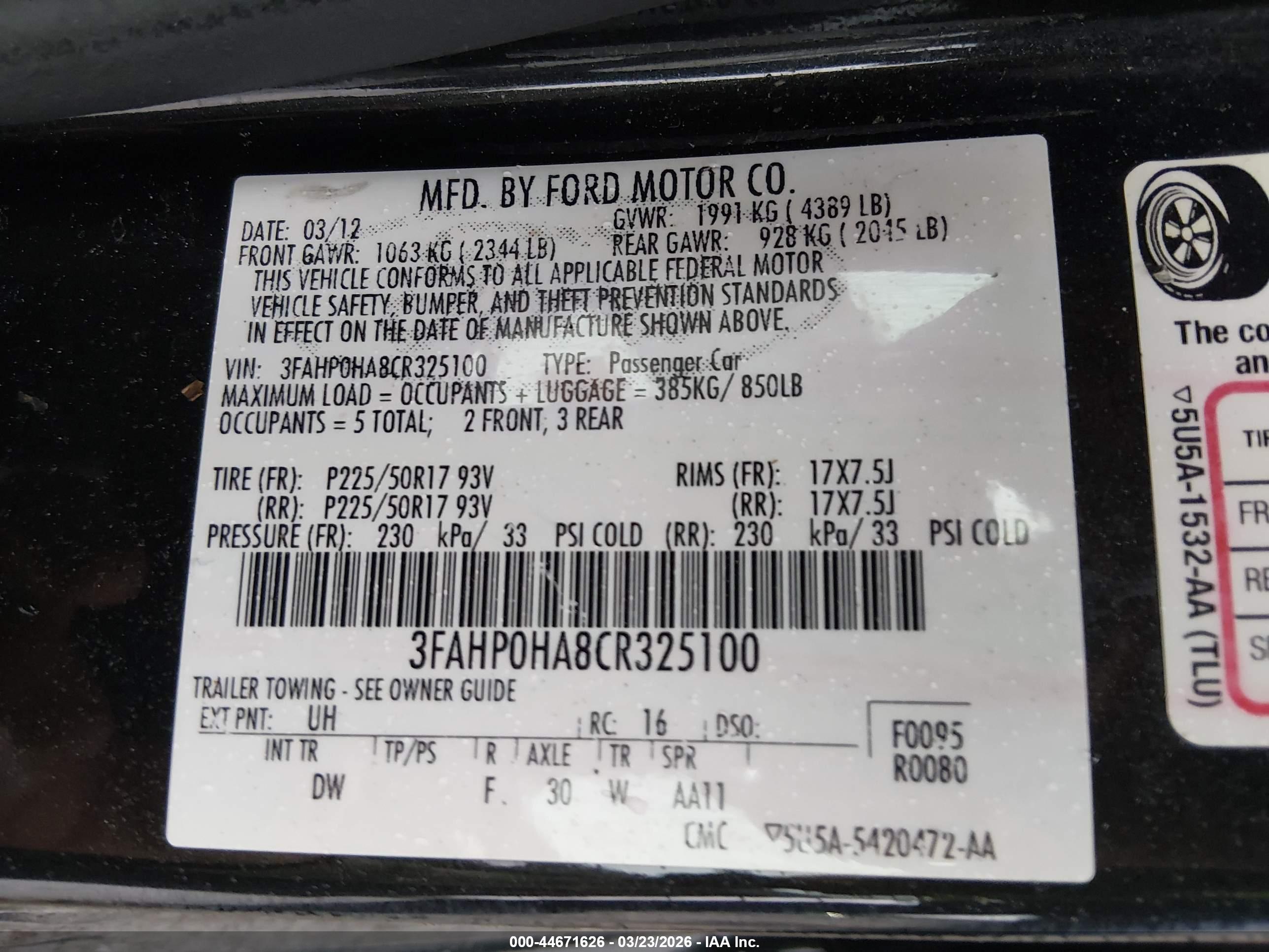 FORD FUSION image 9