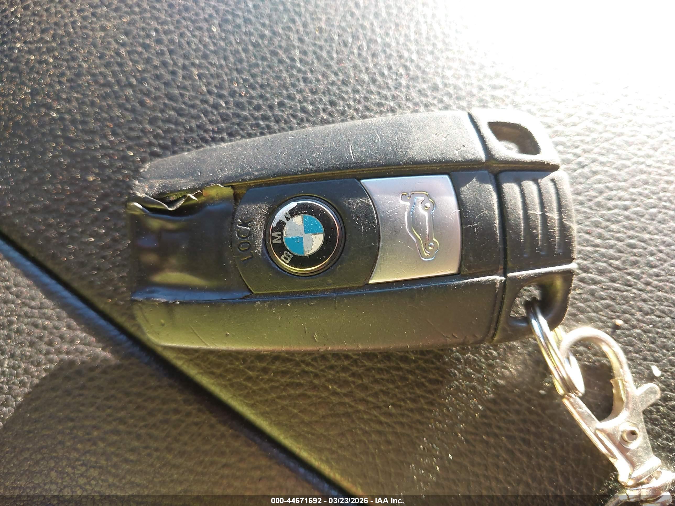 BMW 550I image 11