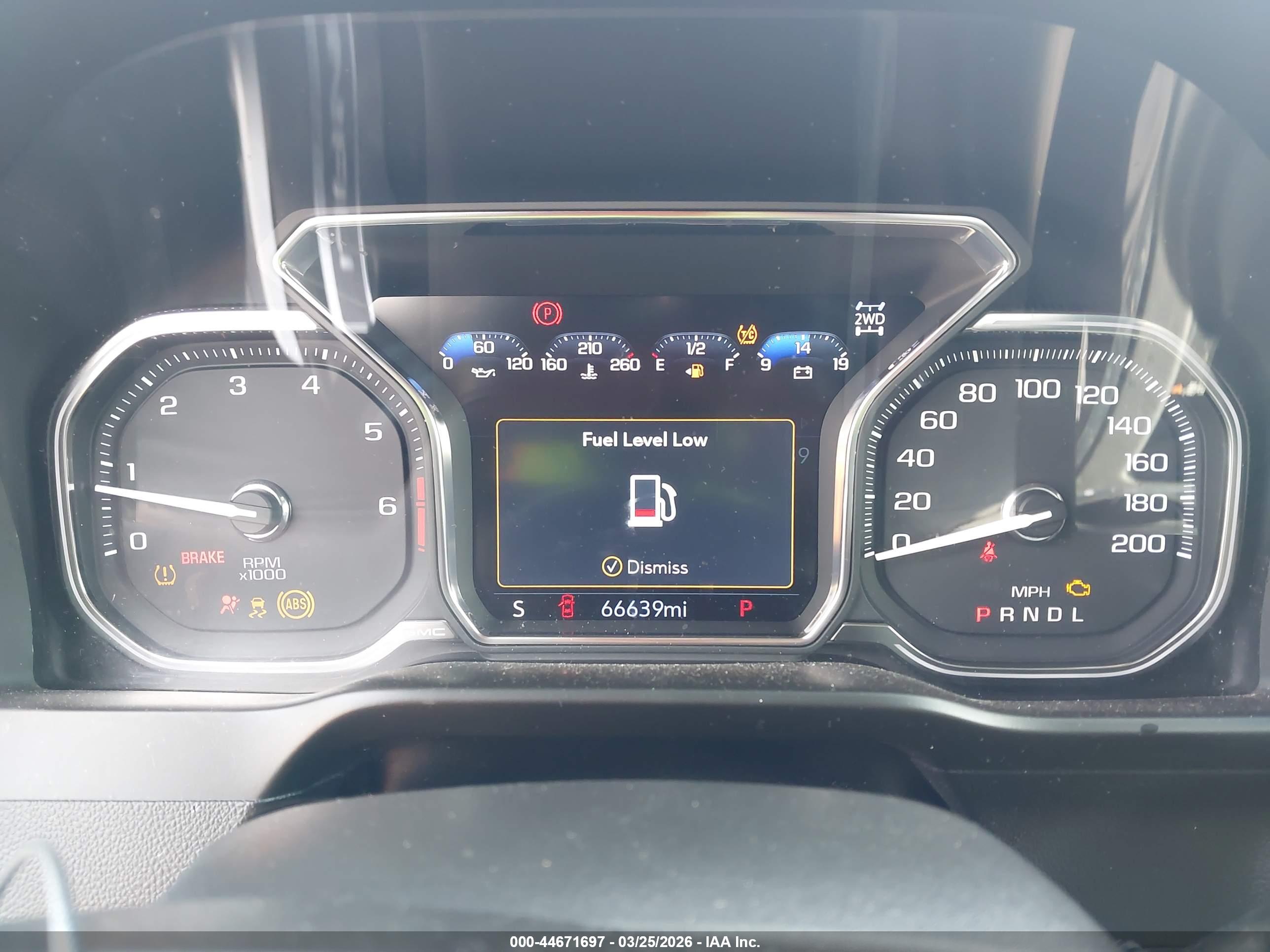 GMC SIERRA image 7