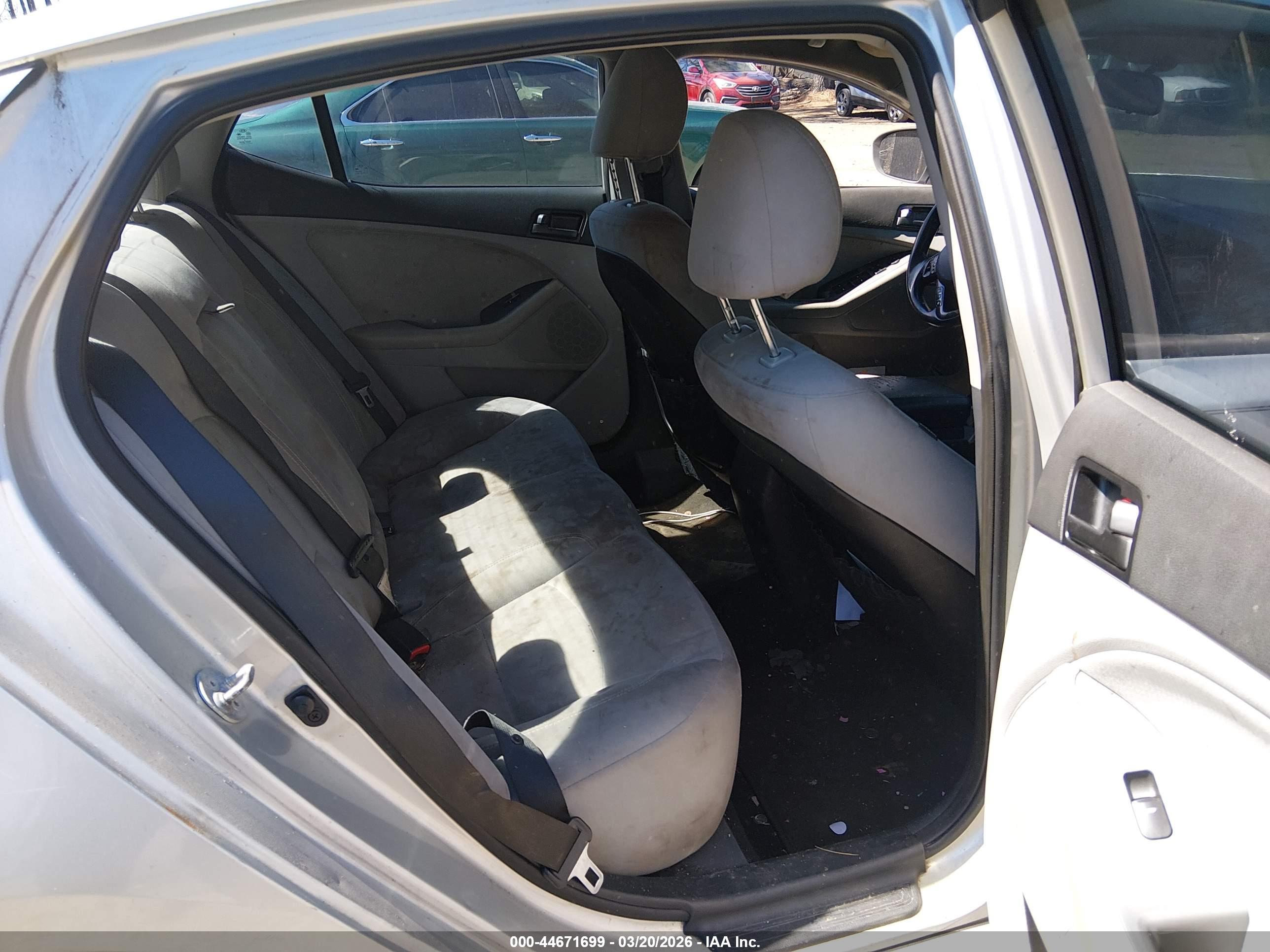 KIA OPTIMA image 8