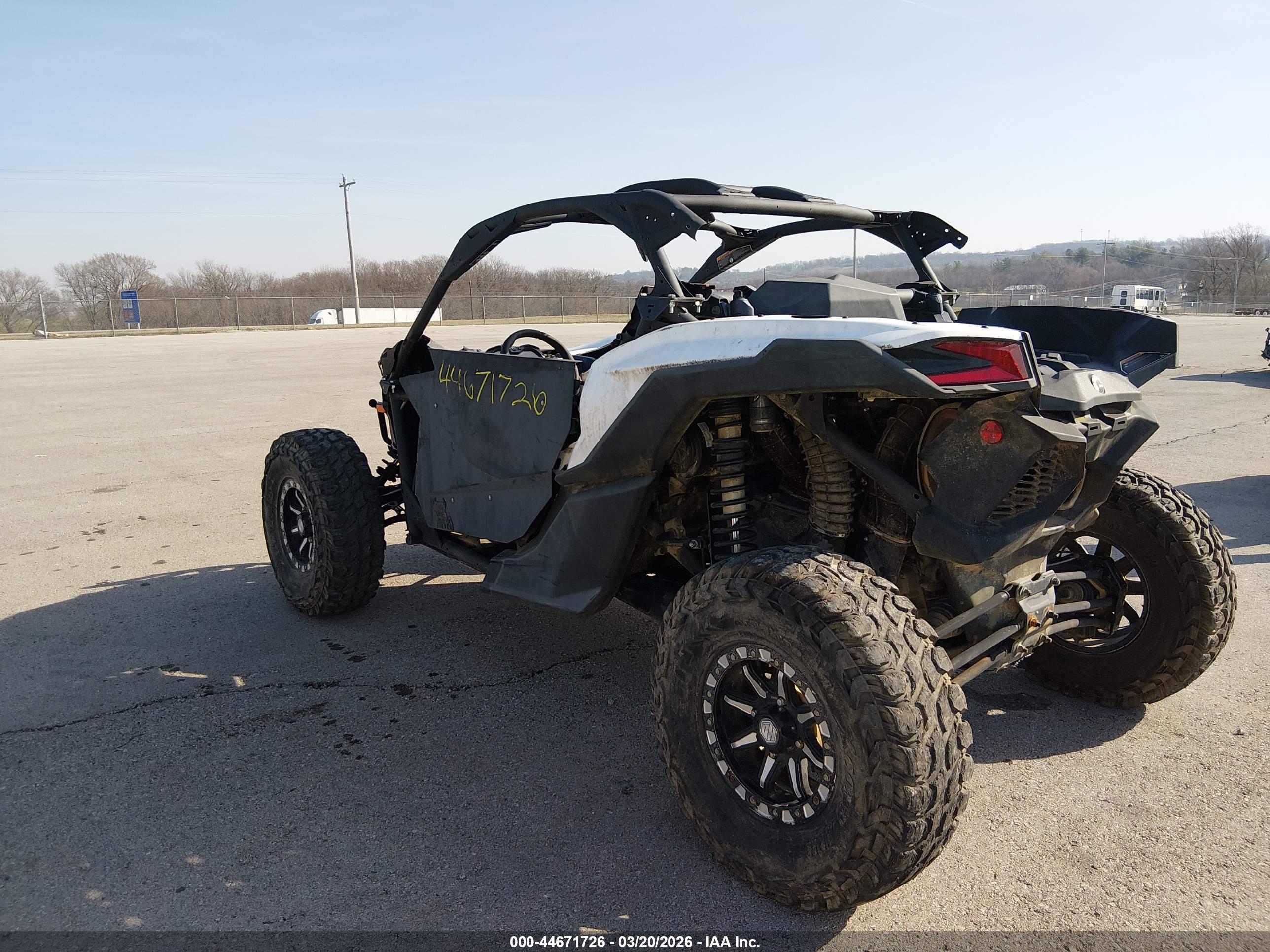 CAN-AM MAVERICK image 3
