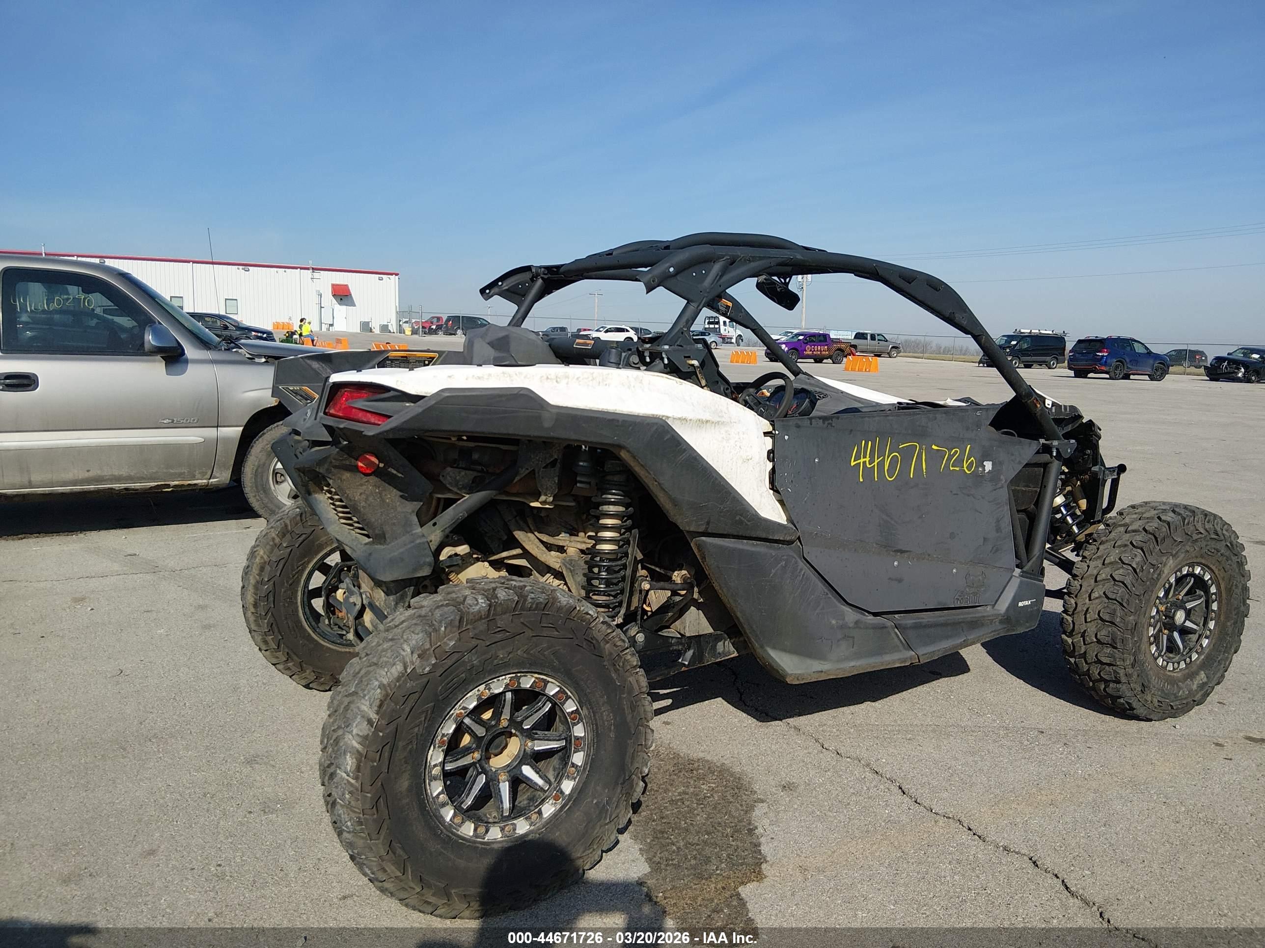 CAN-AM MAVERICK image 4