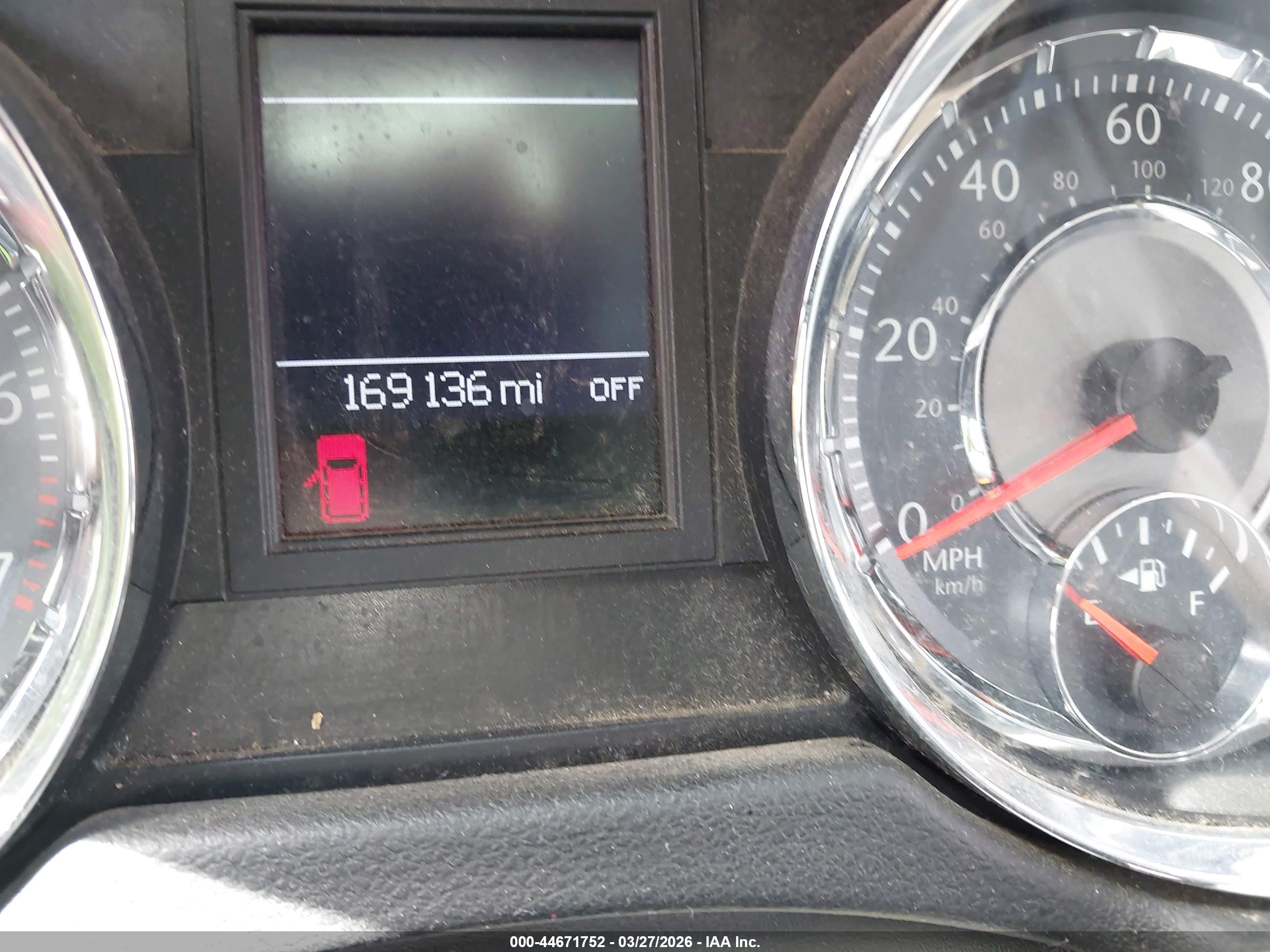 CHRYSLER TOWN image 7