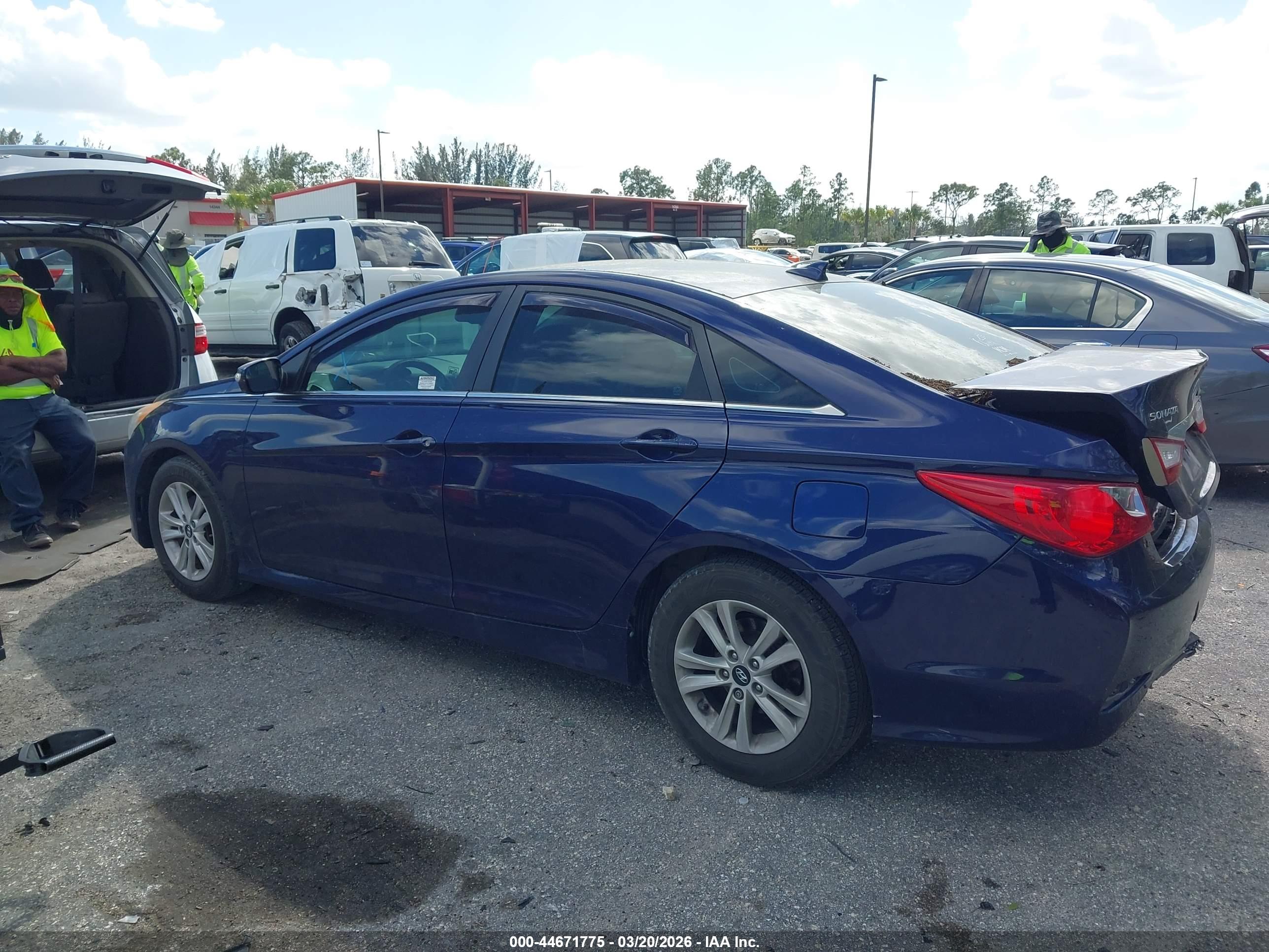 HYUNDAI SONATA image 3