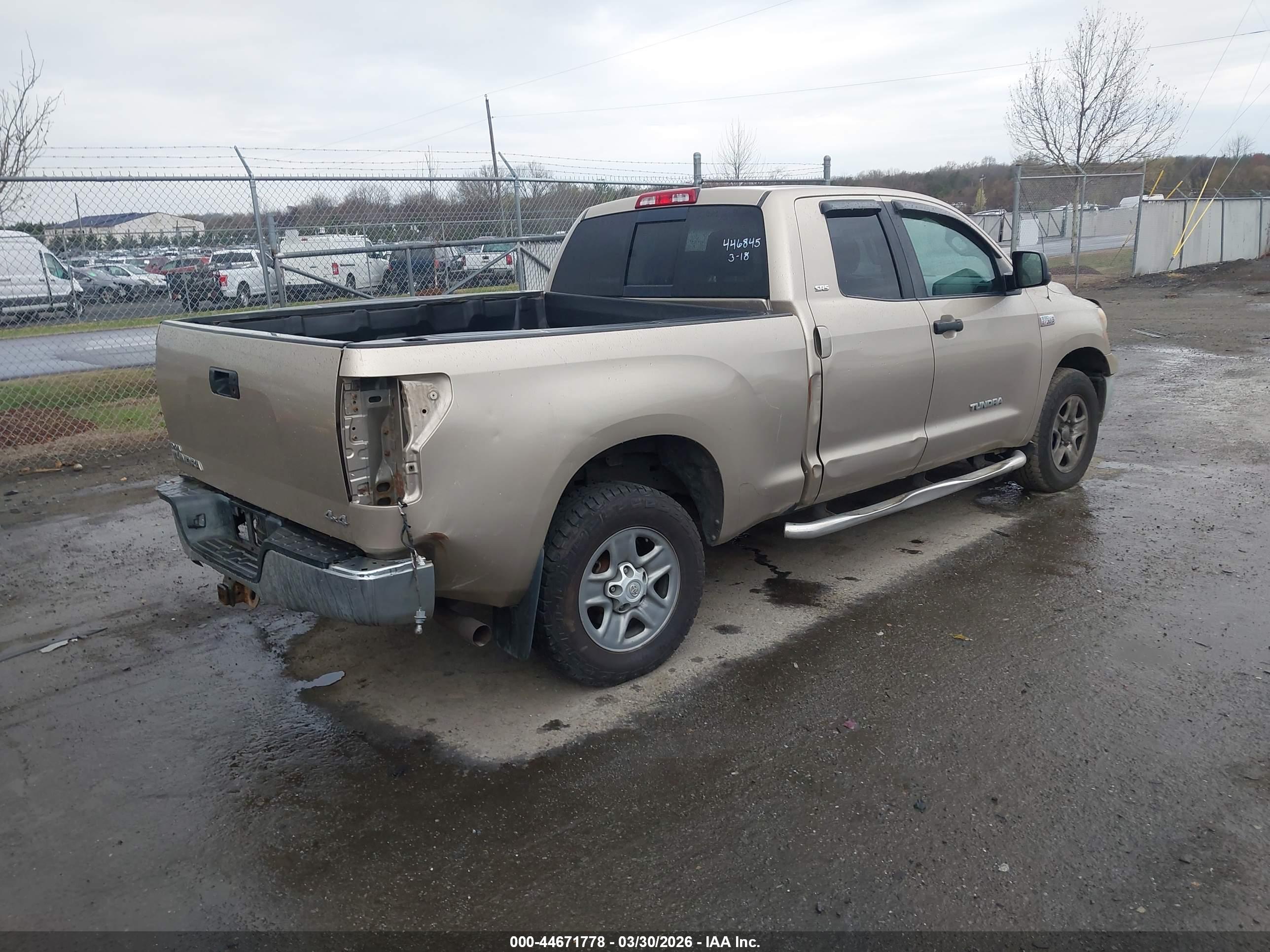 TOYOTA TUNDRA image 4