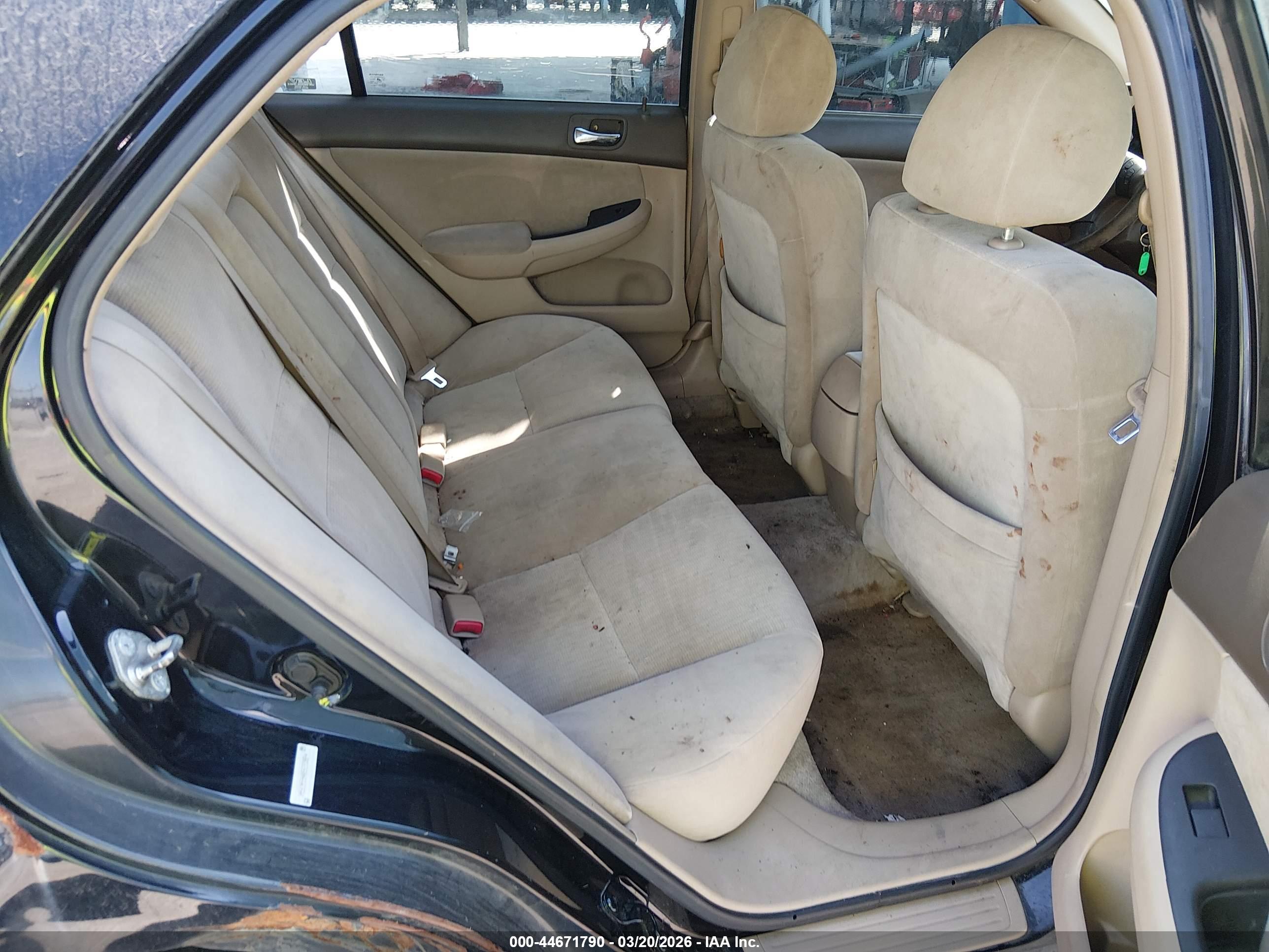 HONDA ACCORD image 8