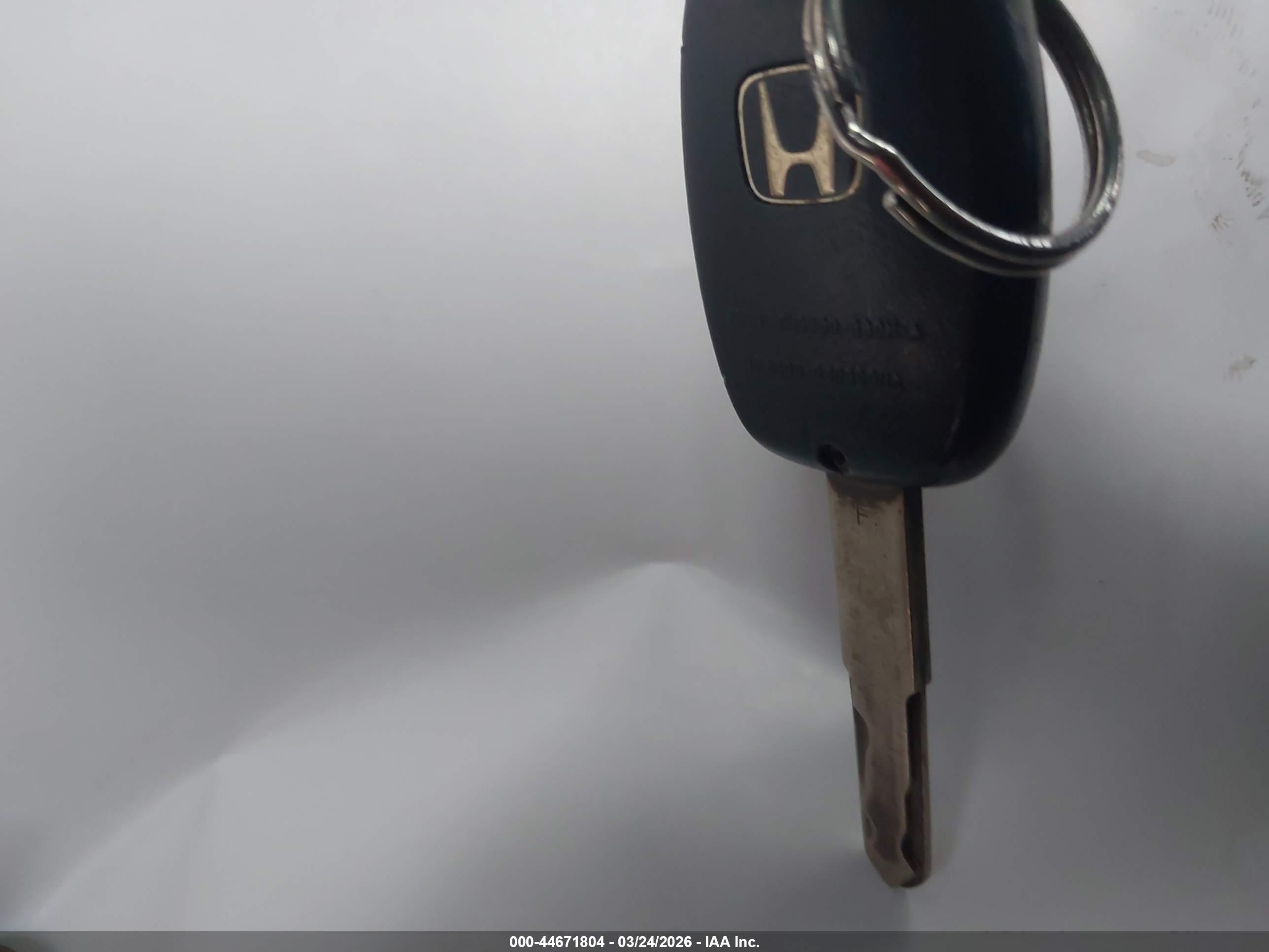 HONDA CR-V image 11