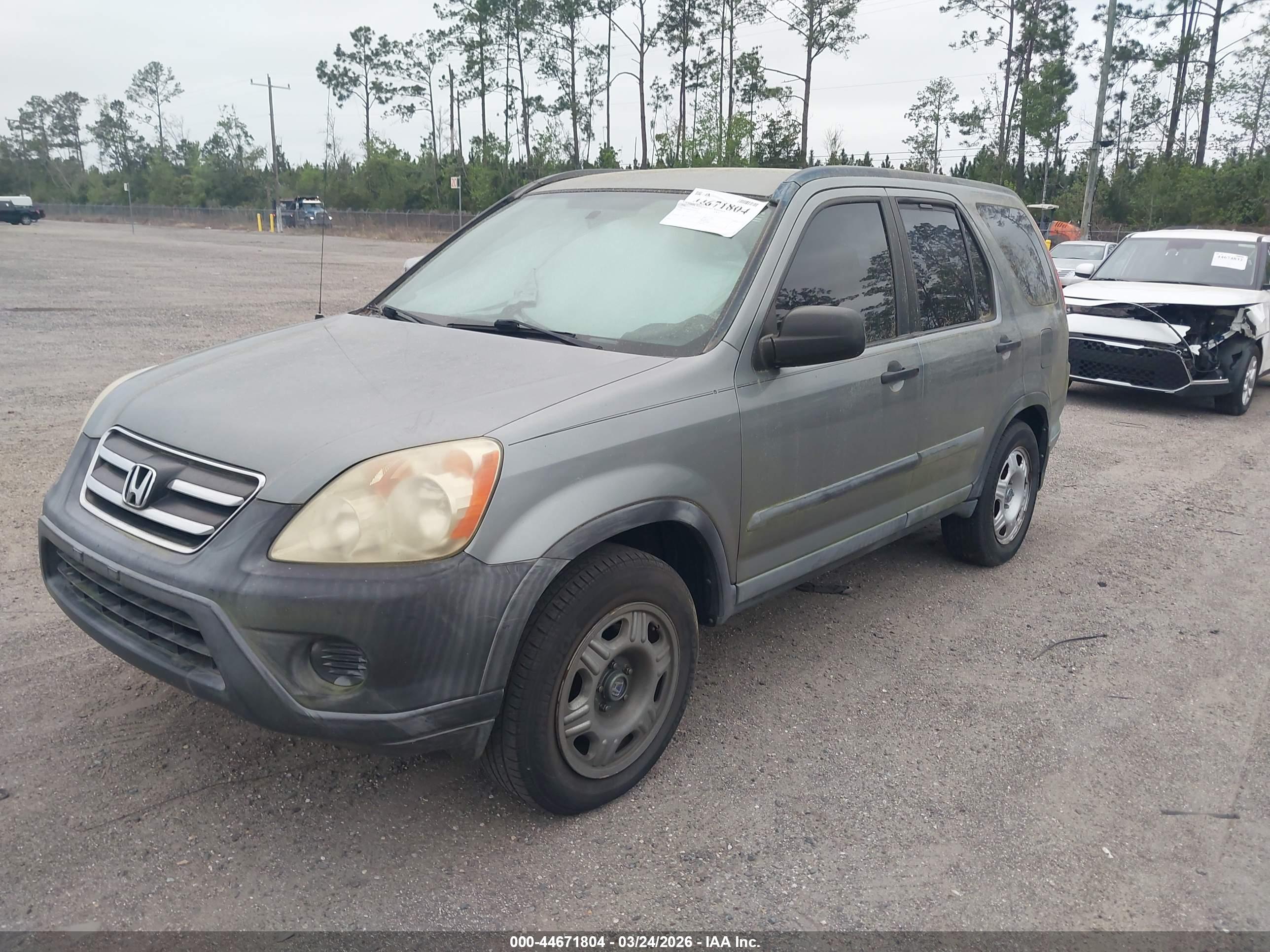 HONDA CR-V image 2