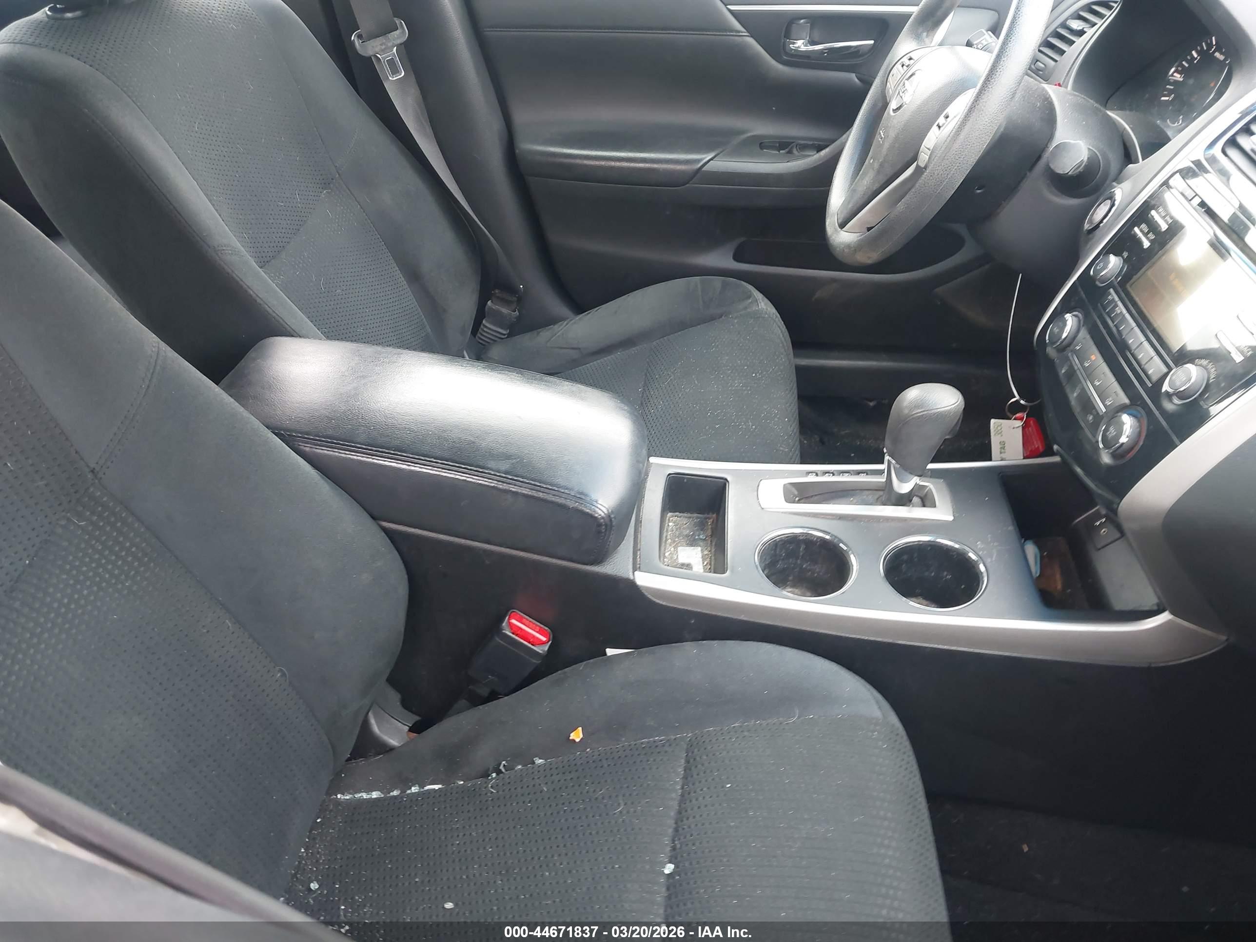 NISSAN ALTIMA image 5