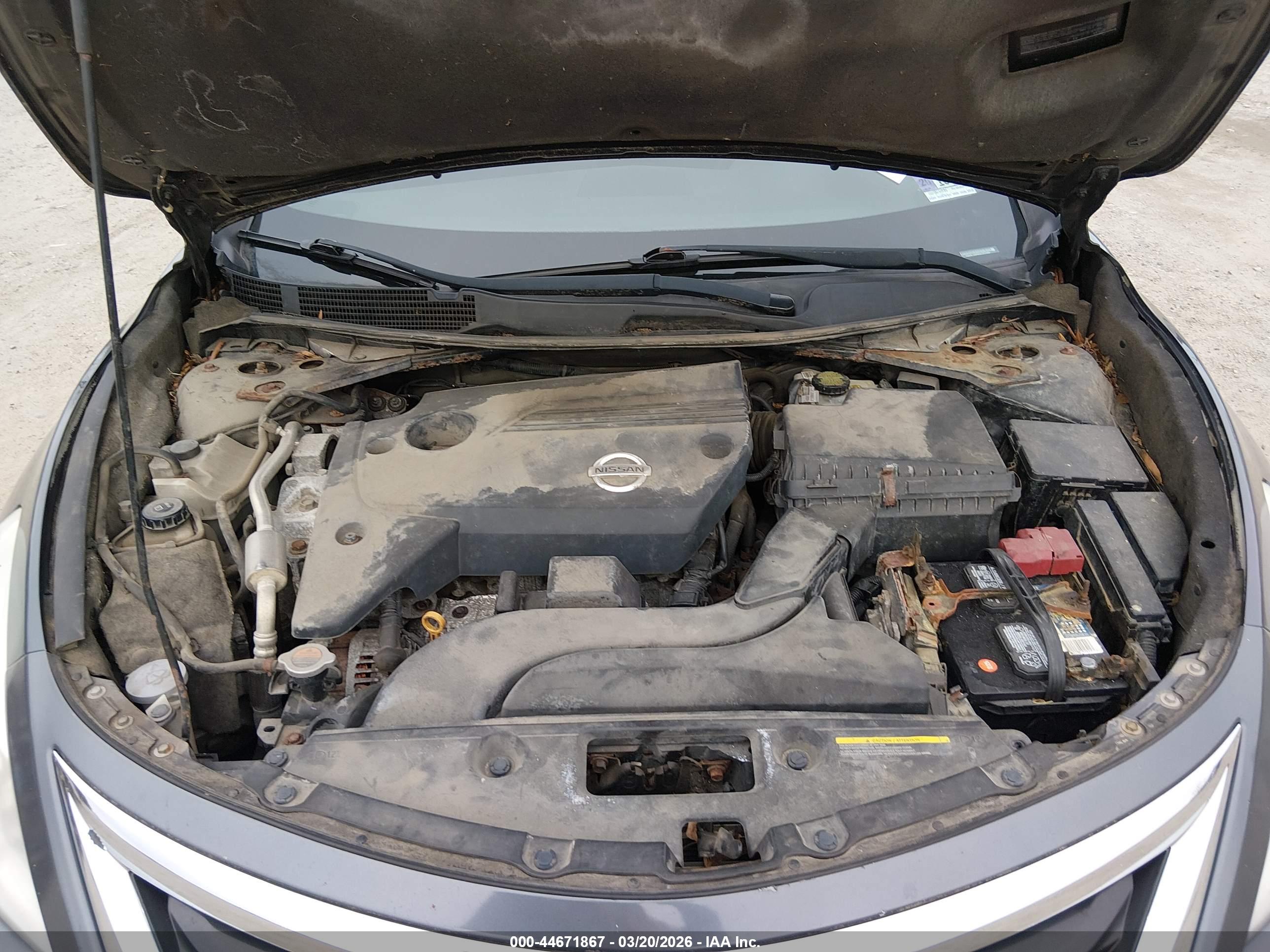 NISSAN ALTIMA image 10