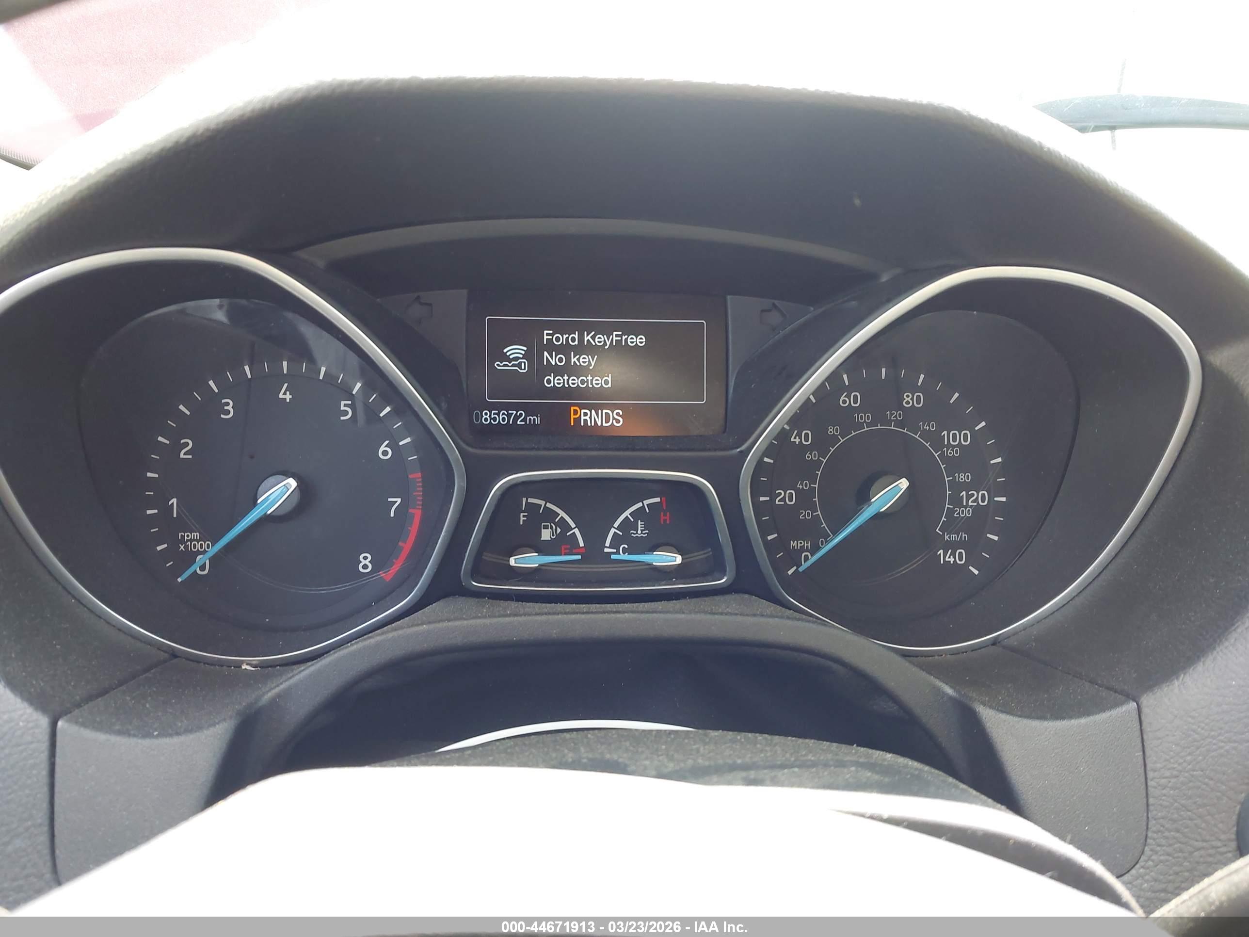 FORD FOCUS image 7