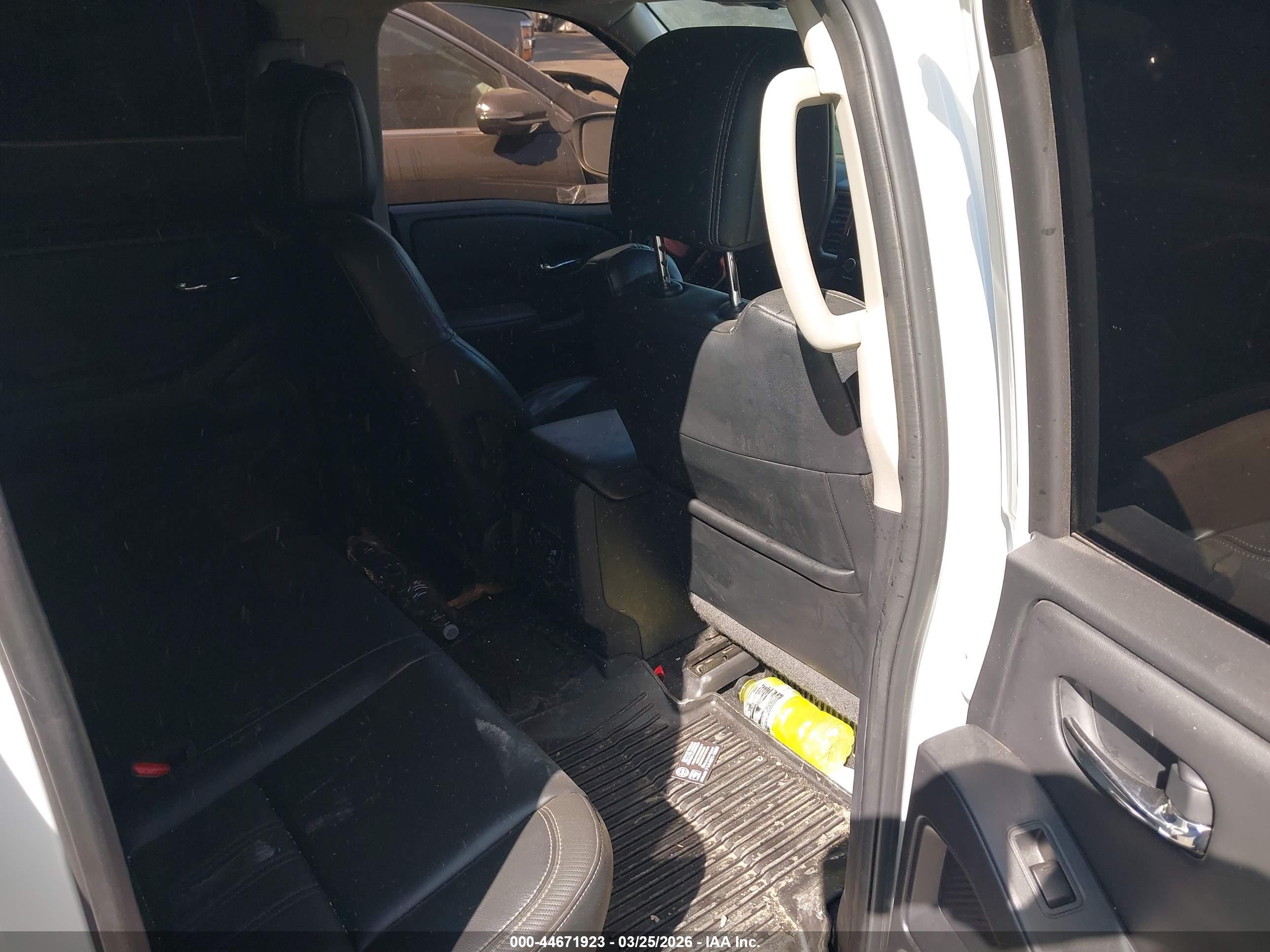 NISSAN FRONTIER image 8