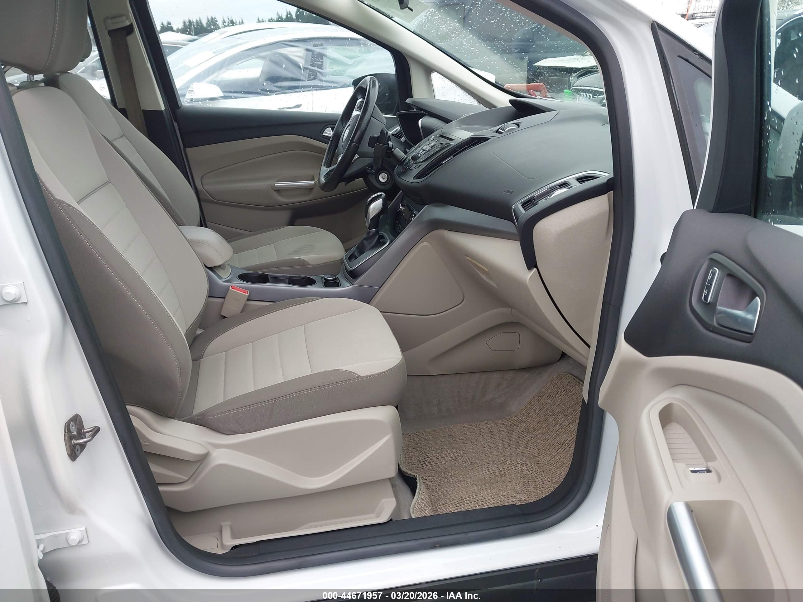 FORD C-MAX image 5