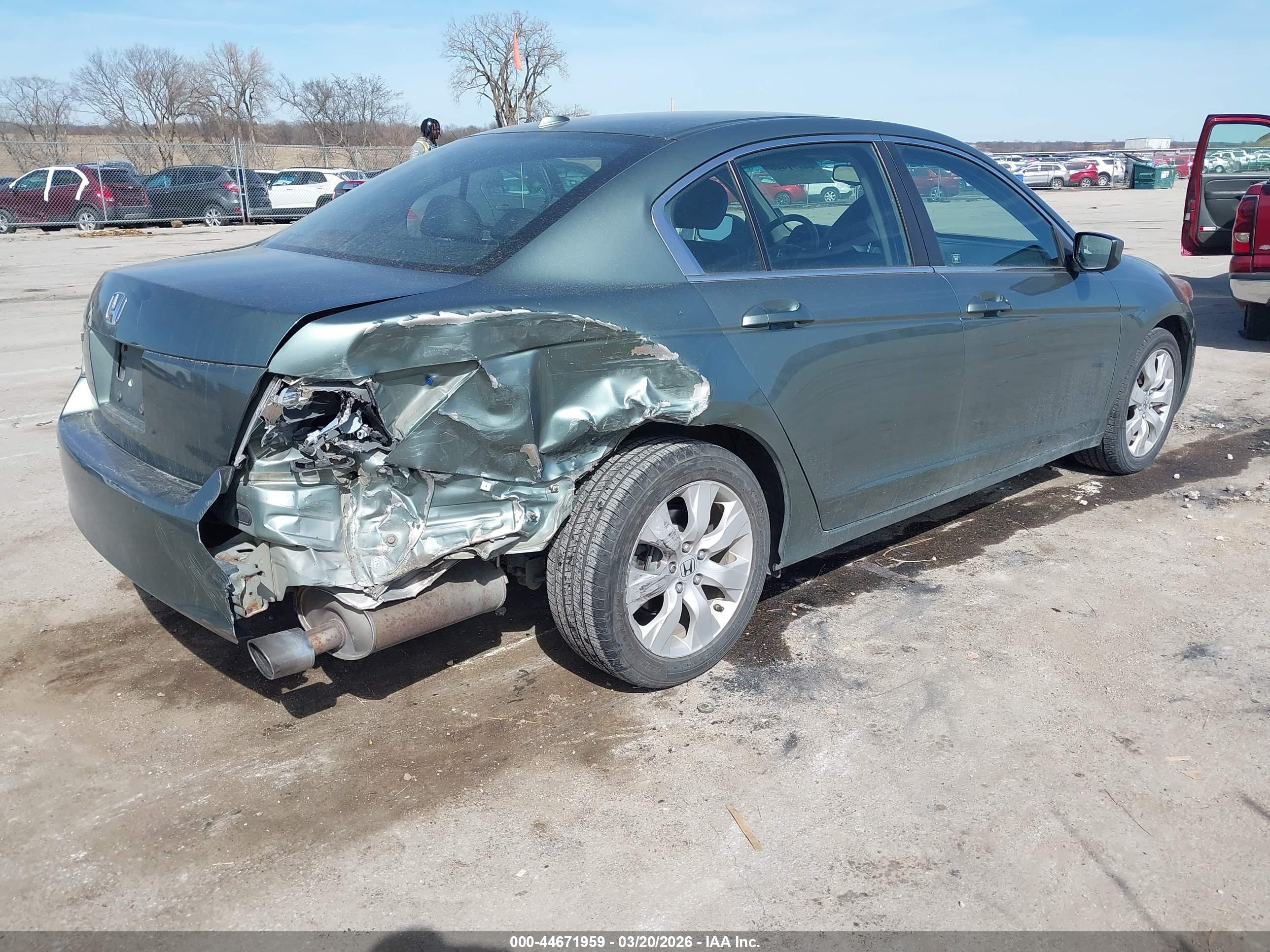 HONDA ACCORD image 4