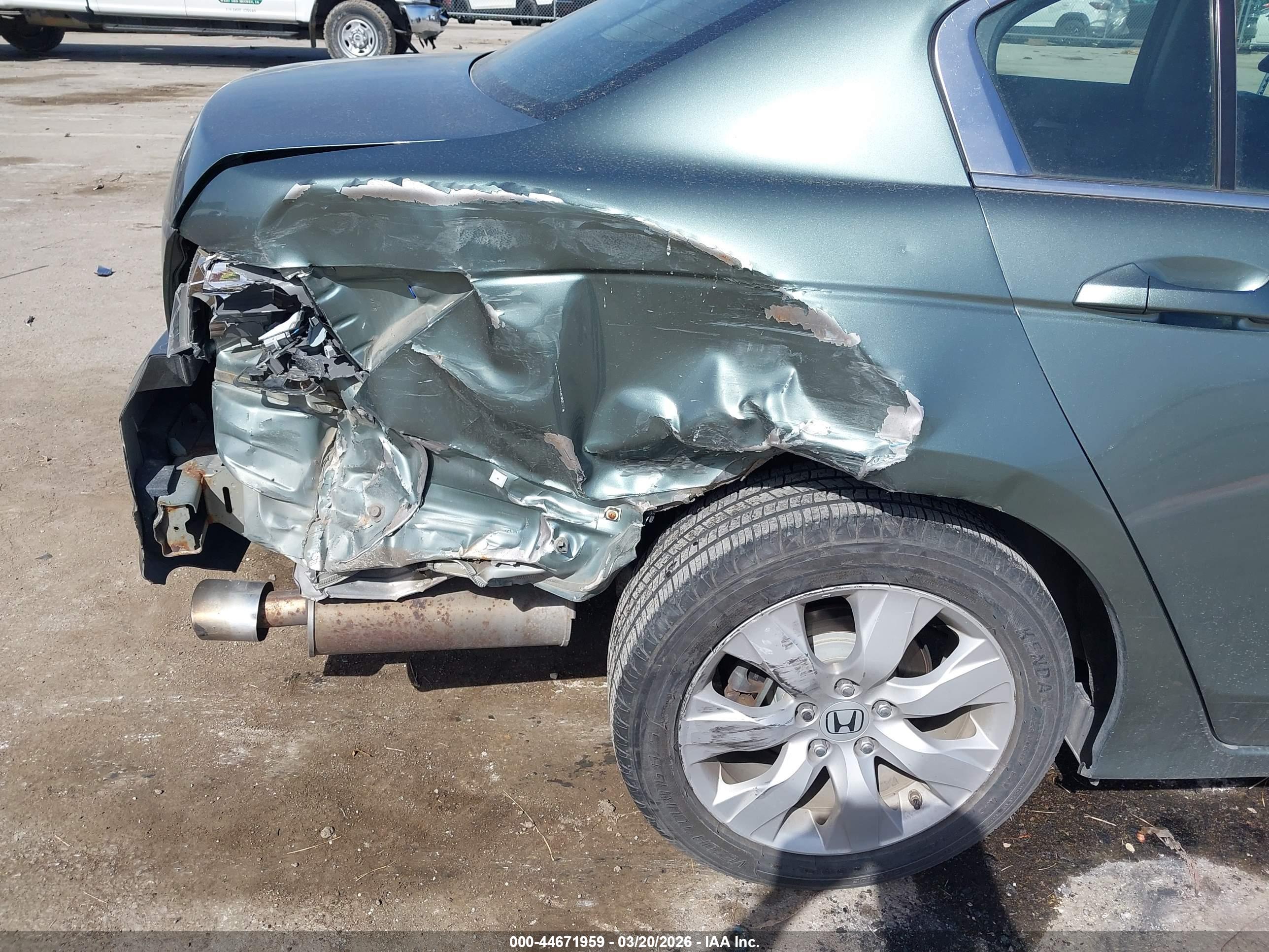 HONDA ACCORD image 6