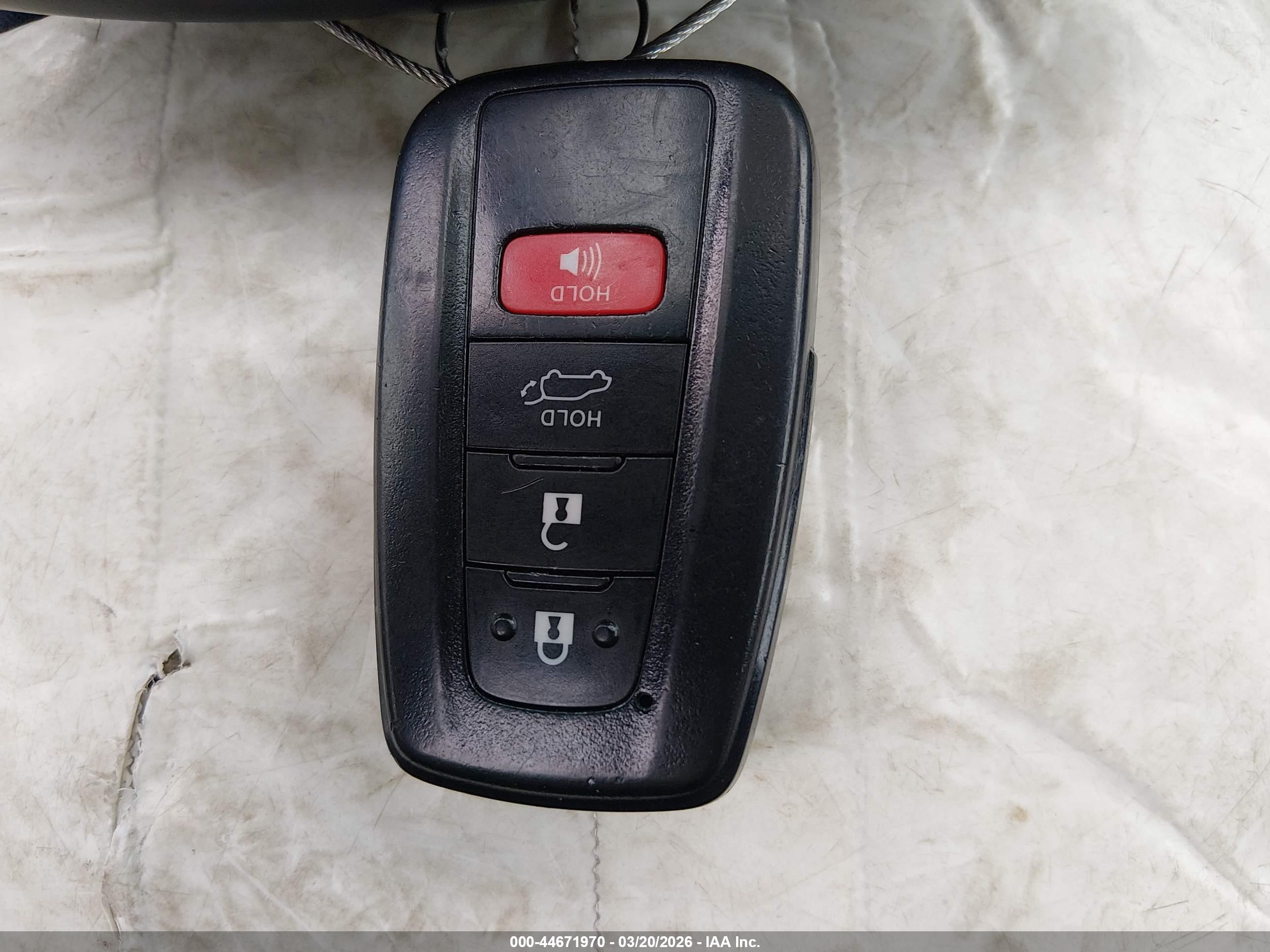 TOYOTA HIGHLANDER image 11