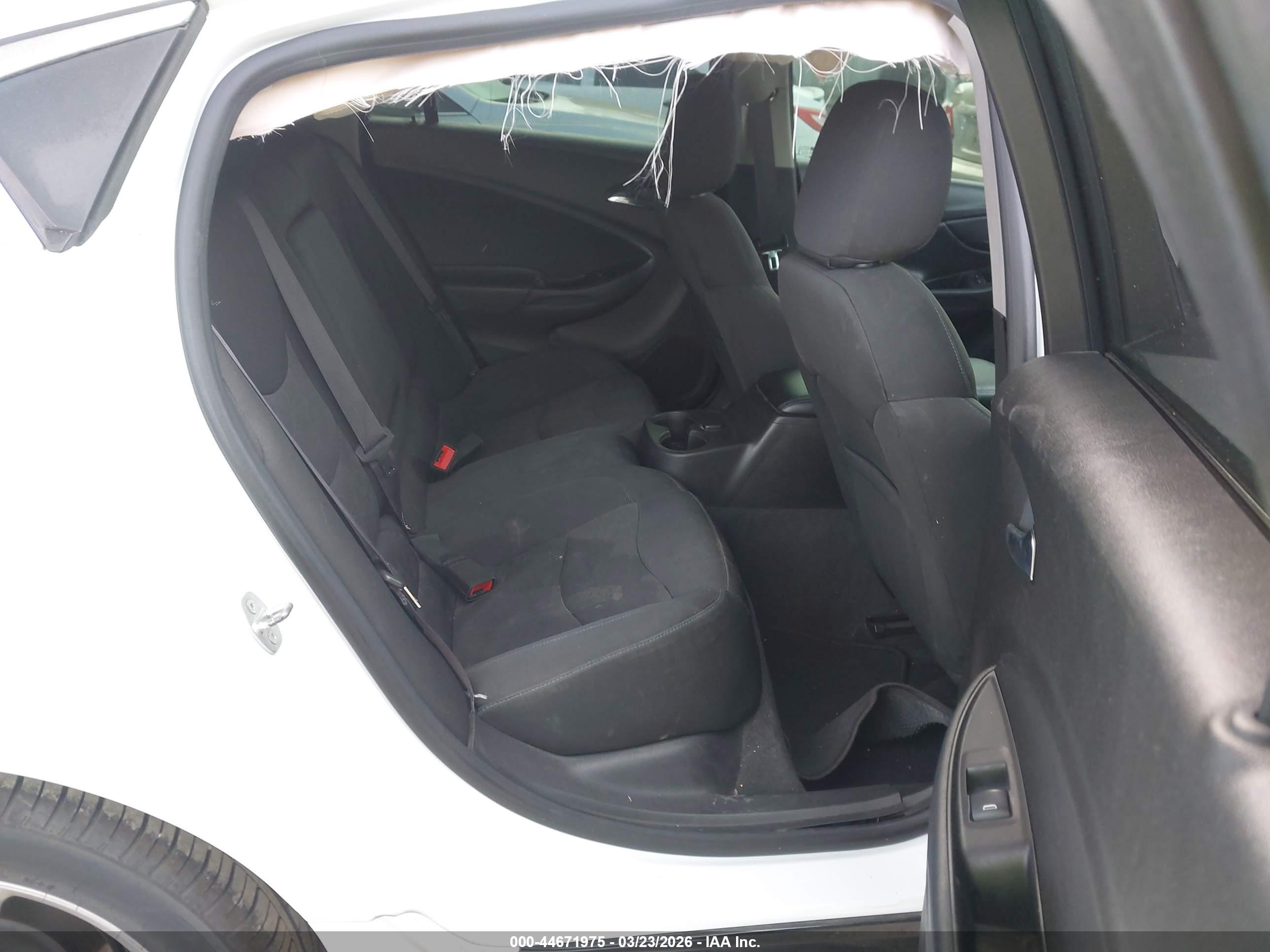 CHEVROLET VOLT image 8