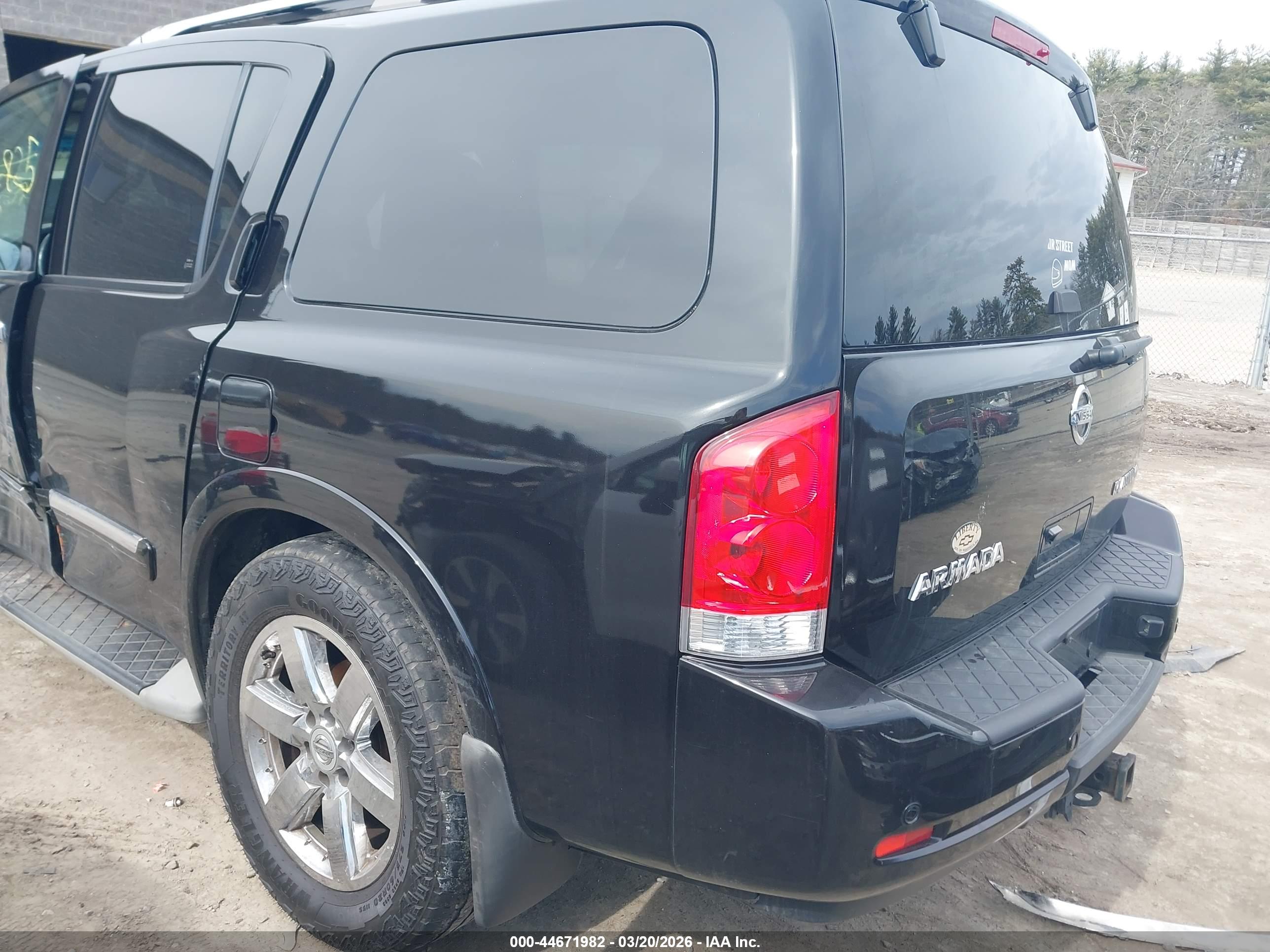 NISSAN ARMADA image 3