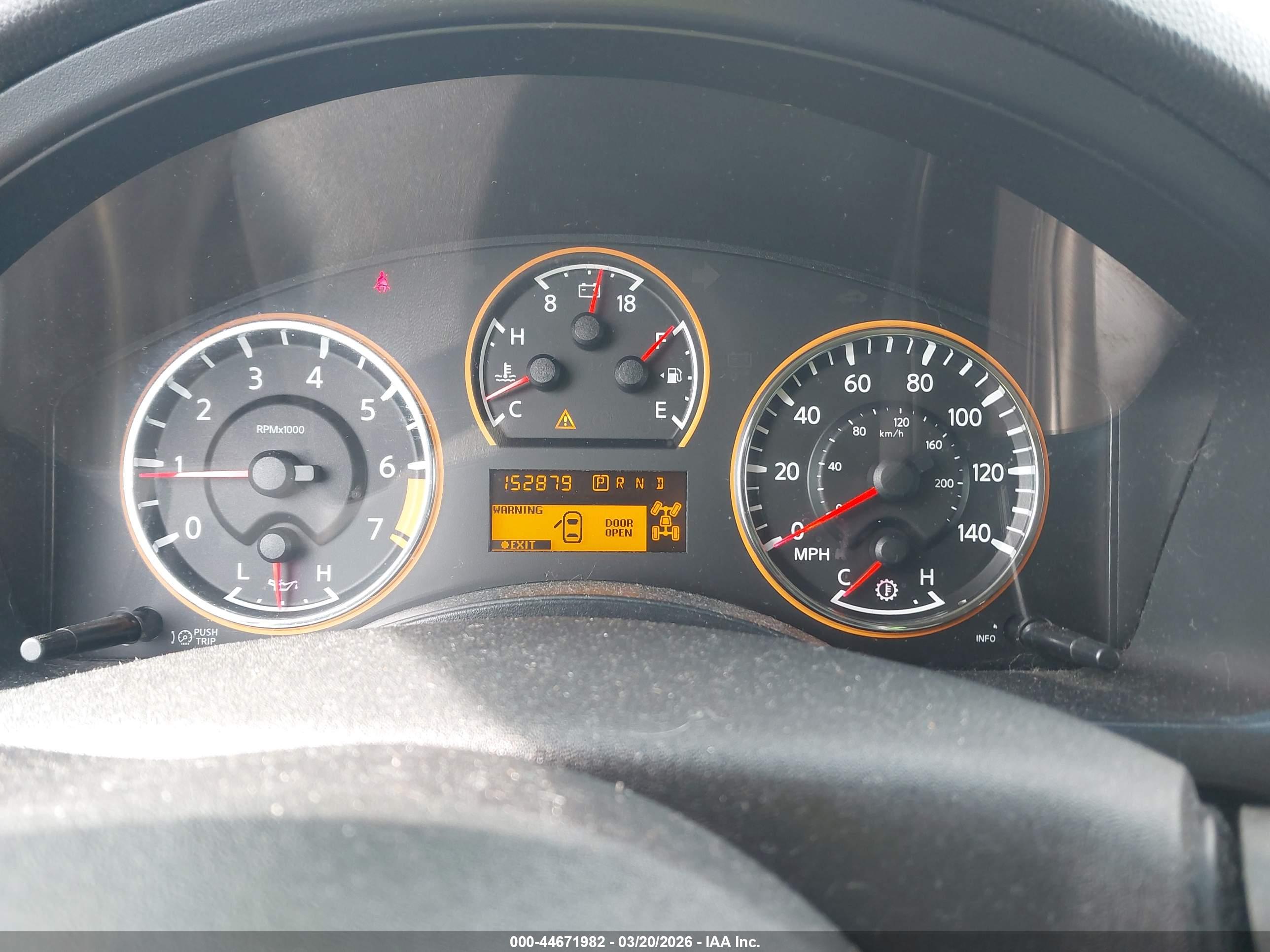 NISSAN ARMADA image 7