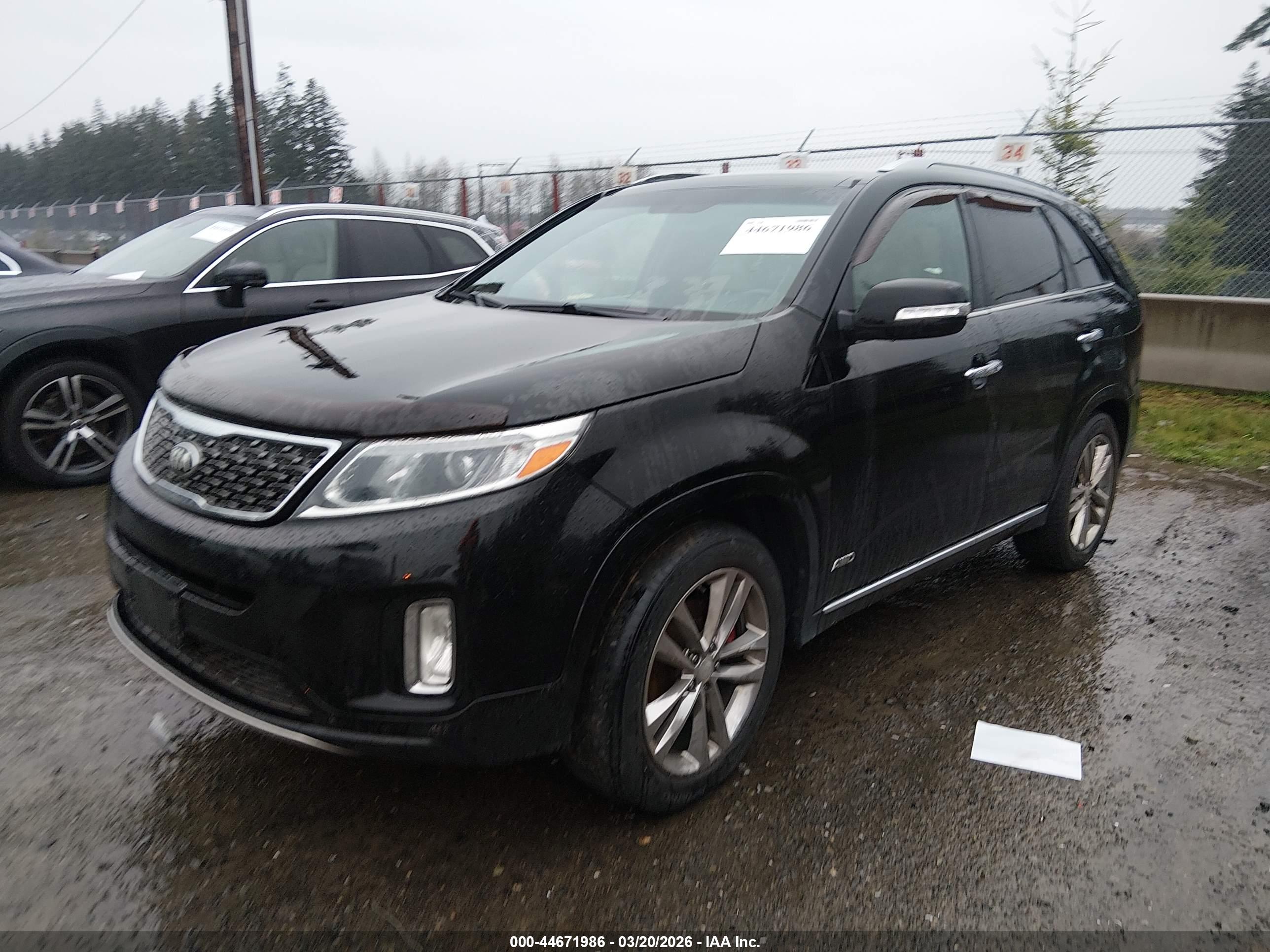 KIA SORENTO image 2