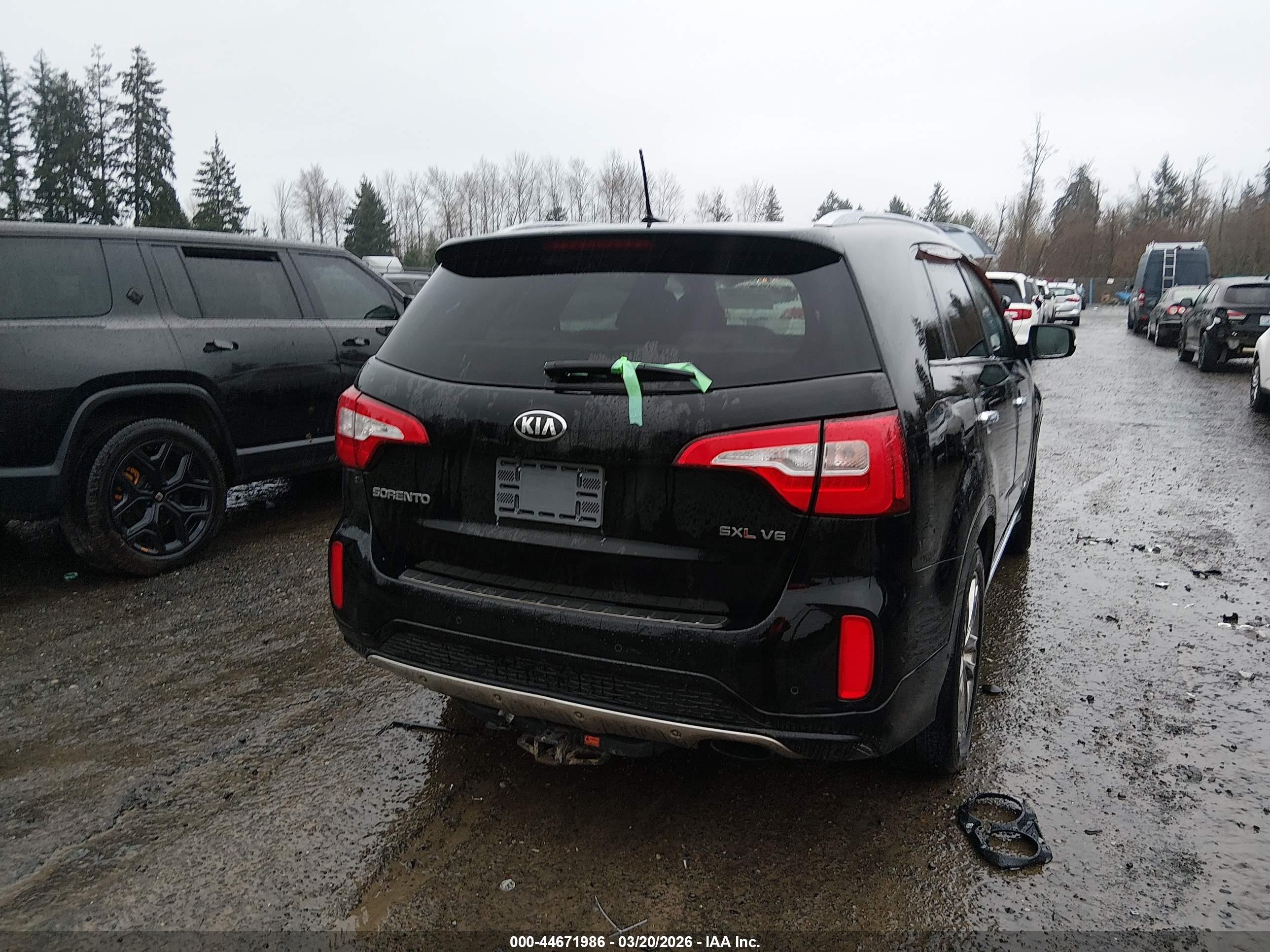 KIA SORENTO image 4