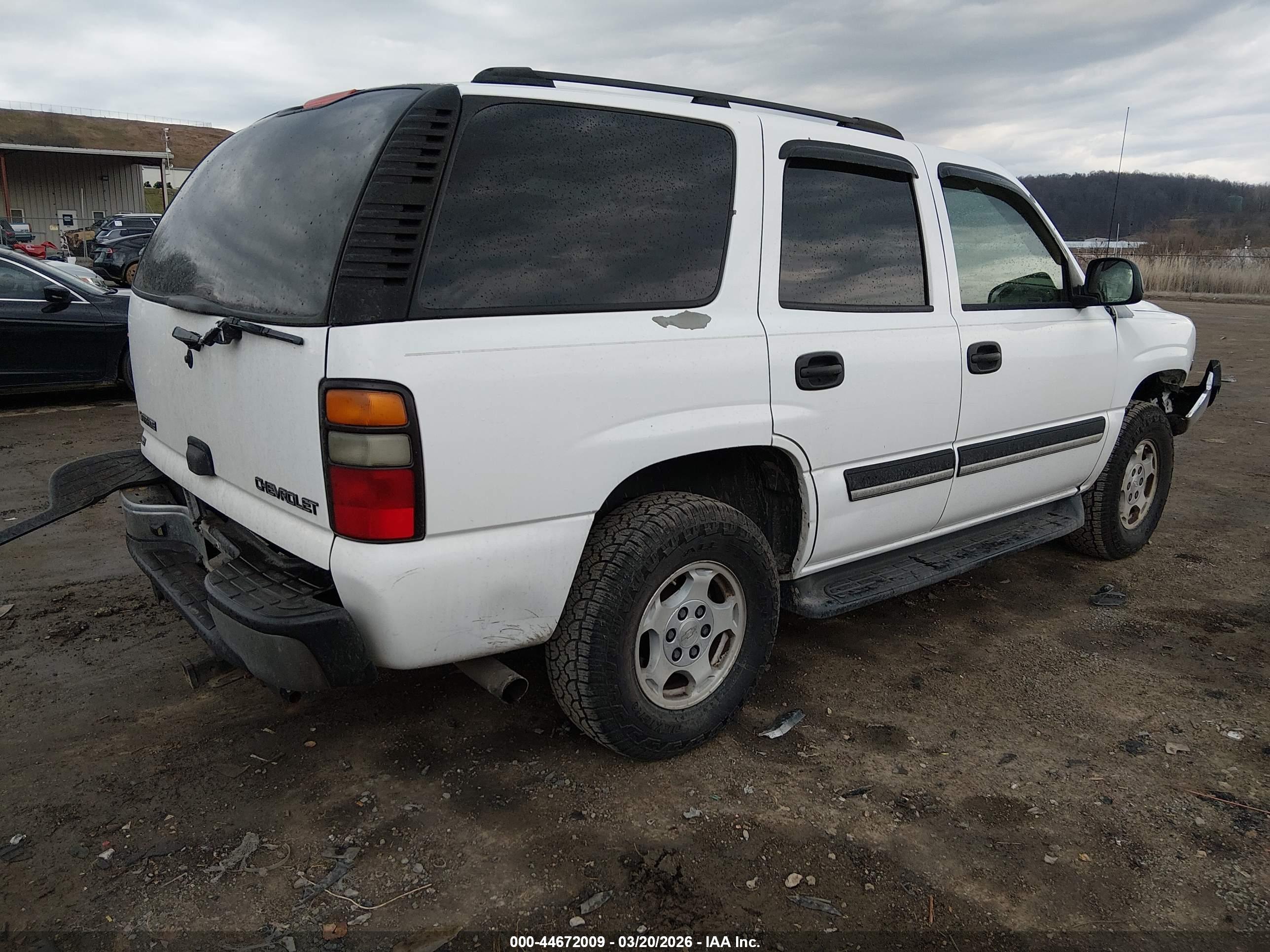 CHEVROLET TAHOE image 4