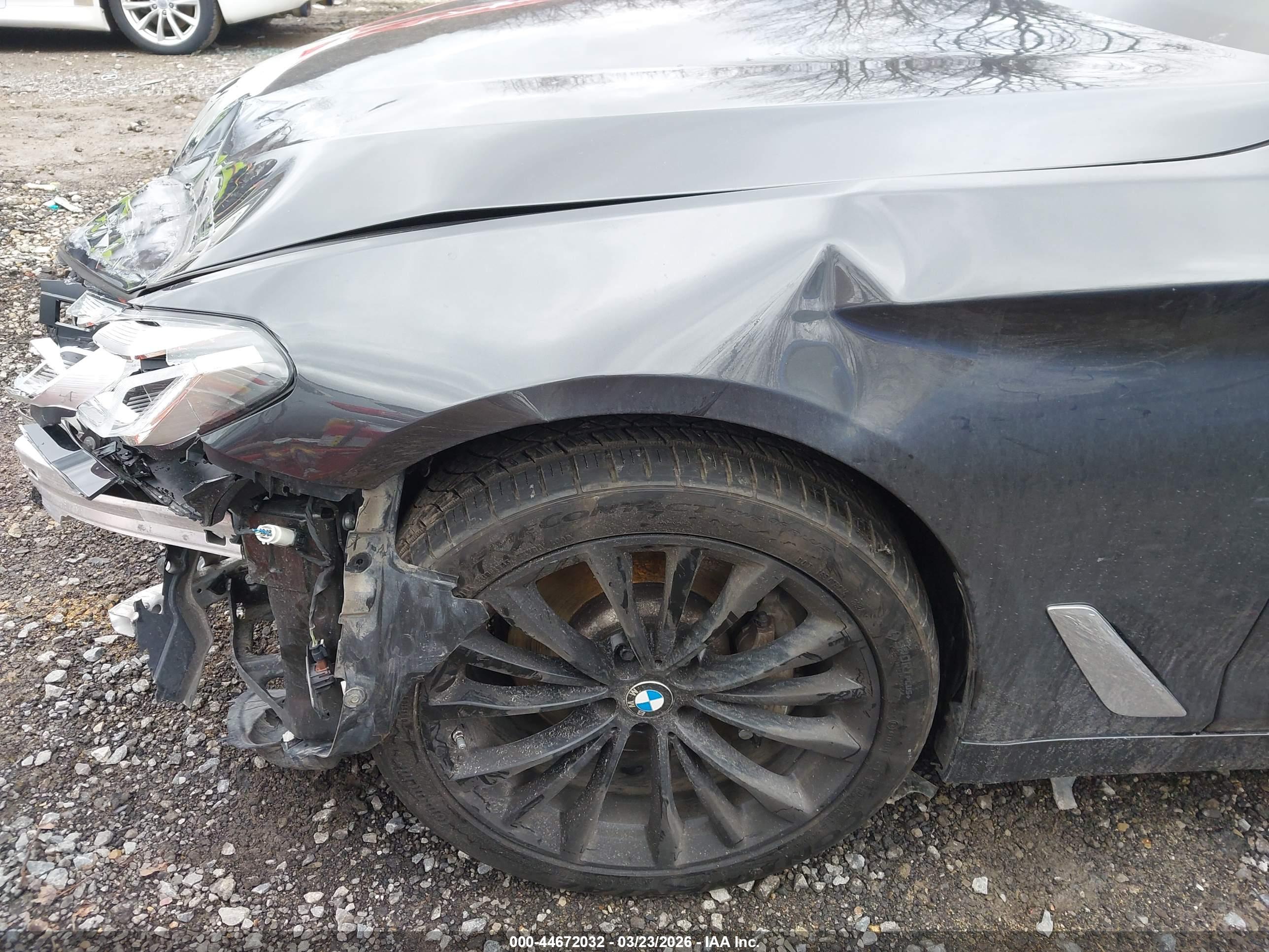 BMW 530I image 6