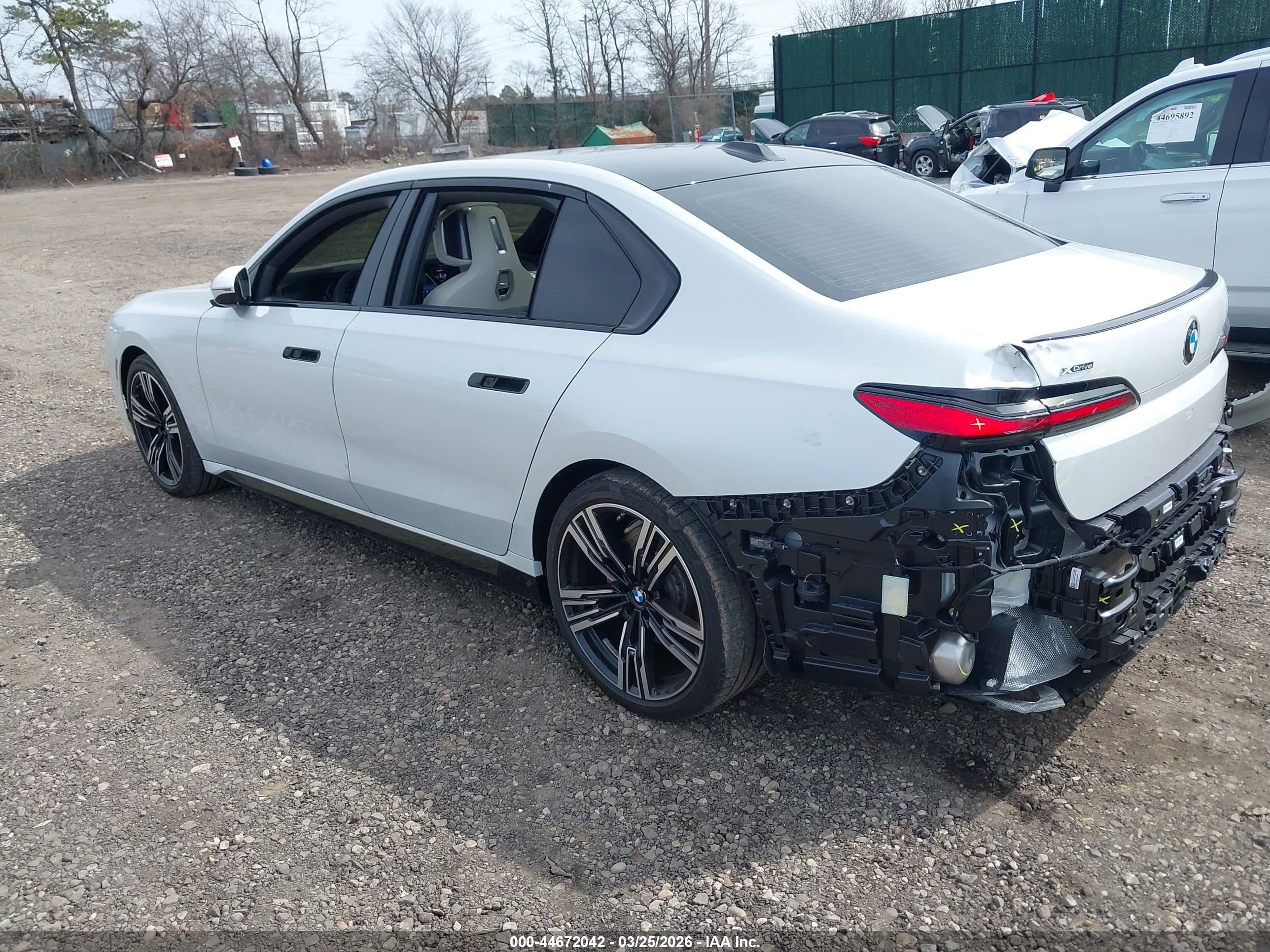 BMW 740I image 3