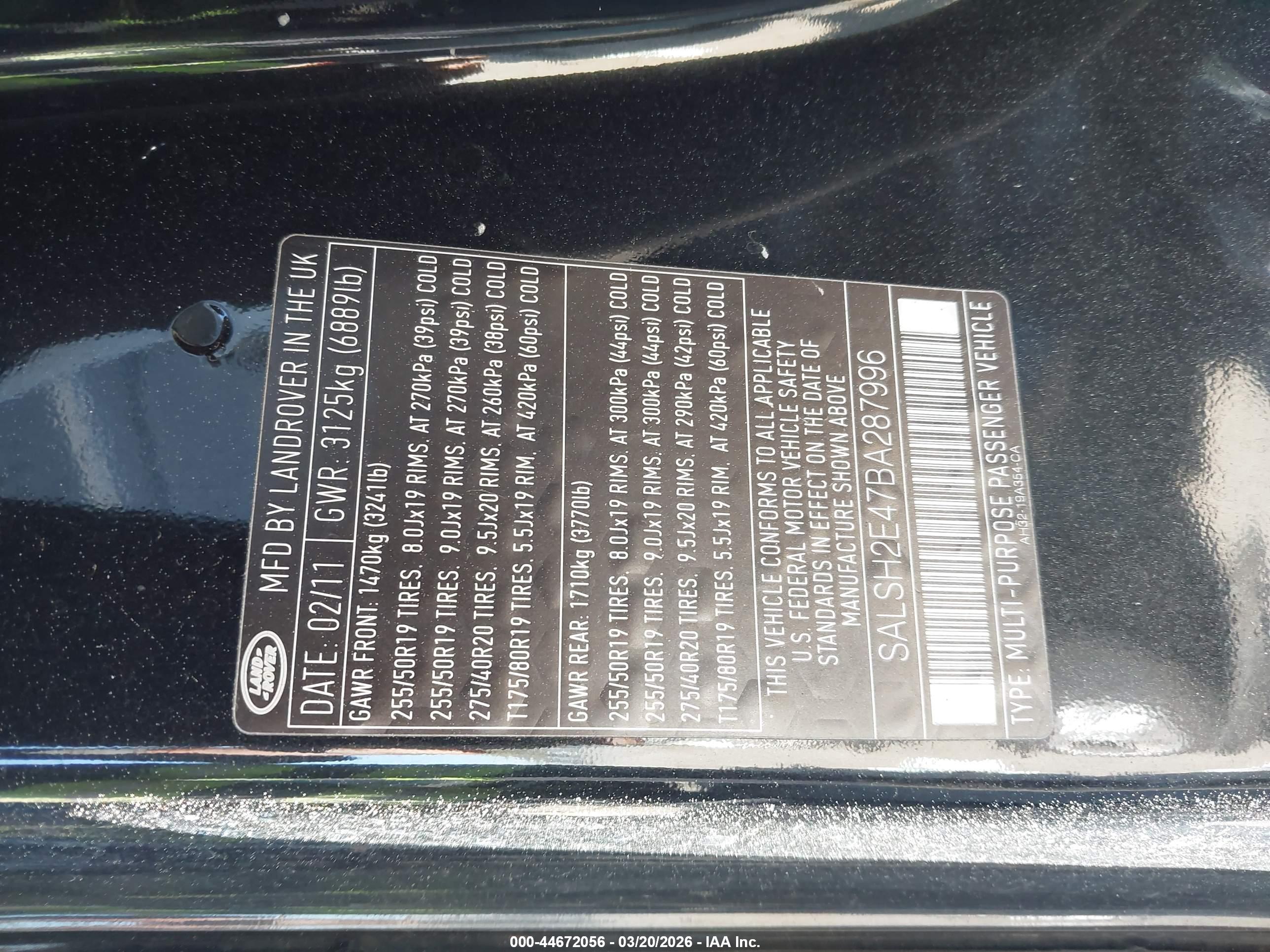 LAND ROVER image 9
