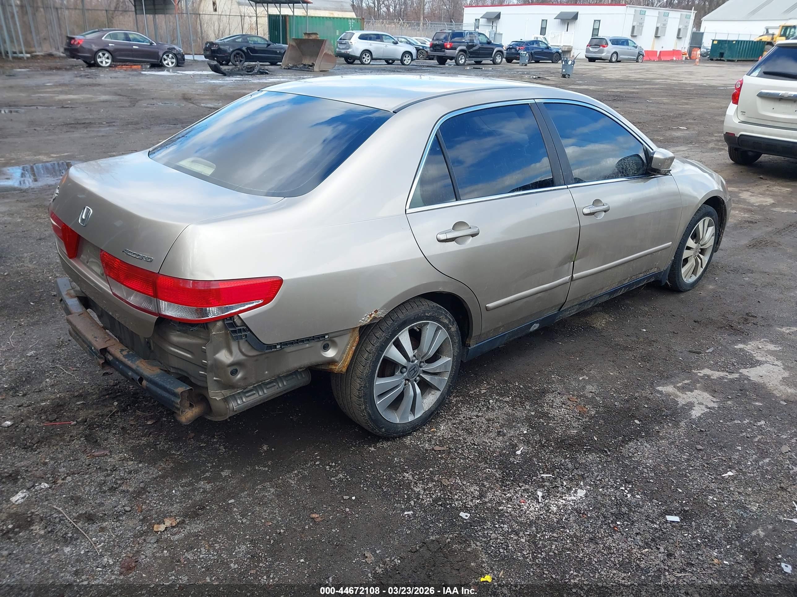 HONDA ACCORD image 4