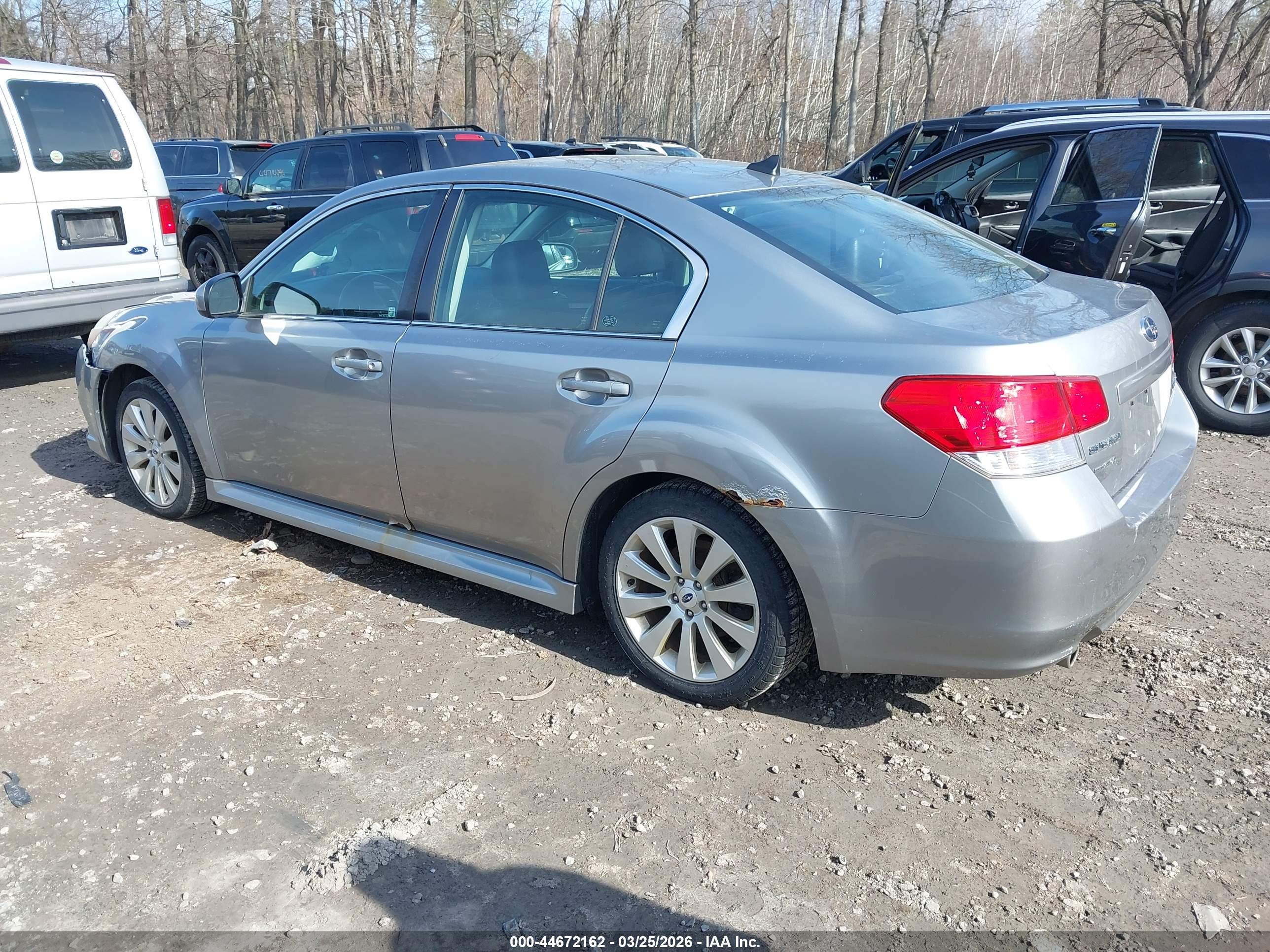 SUBARU LEGACY image 3