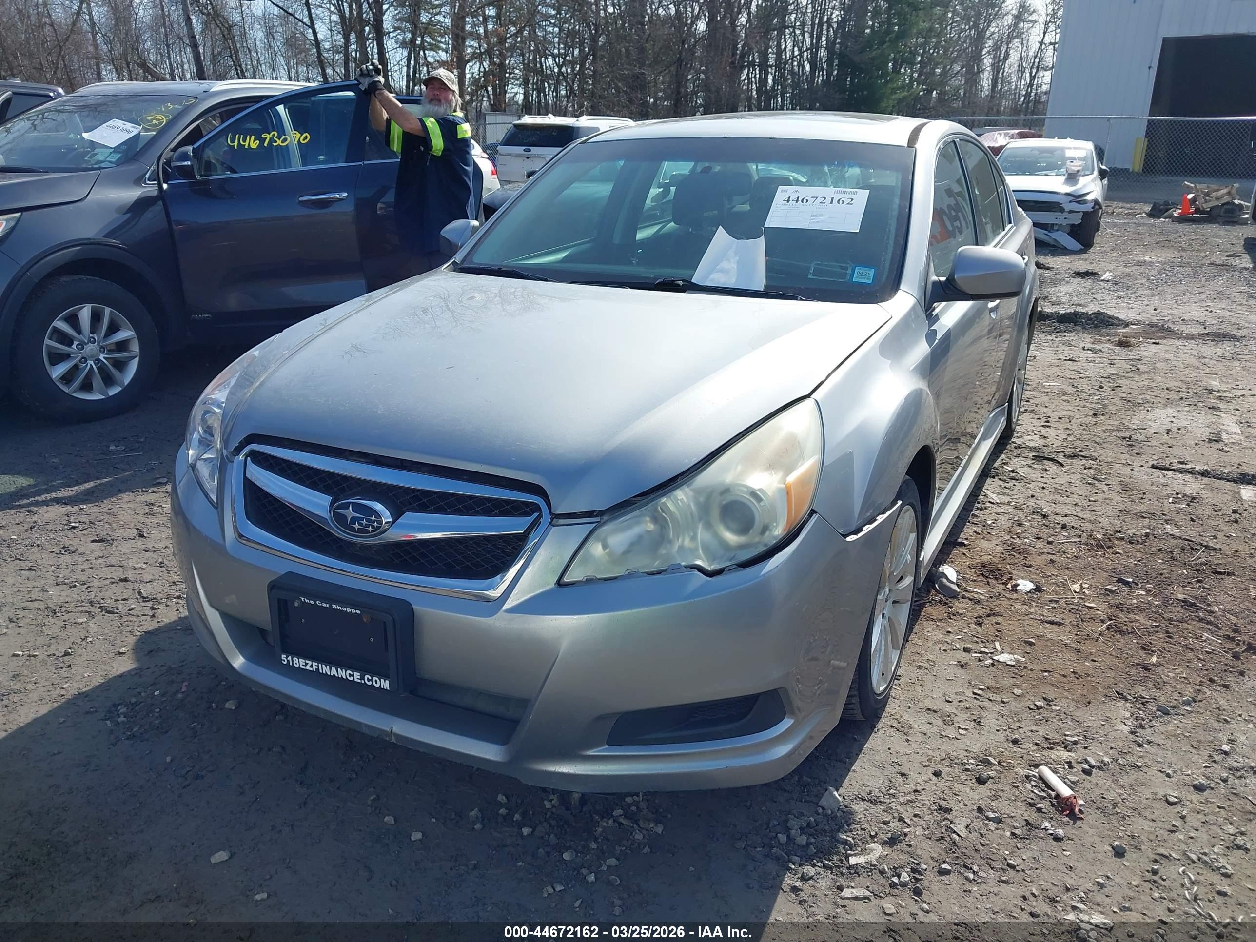 SUBARU LEGACY image 6
