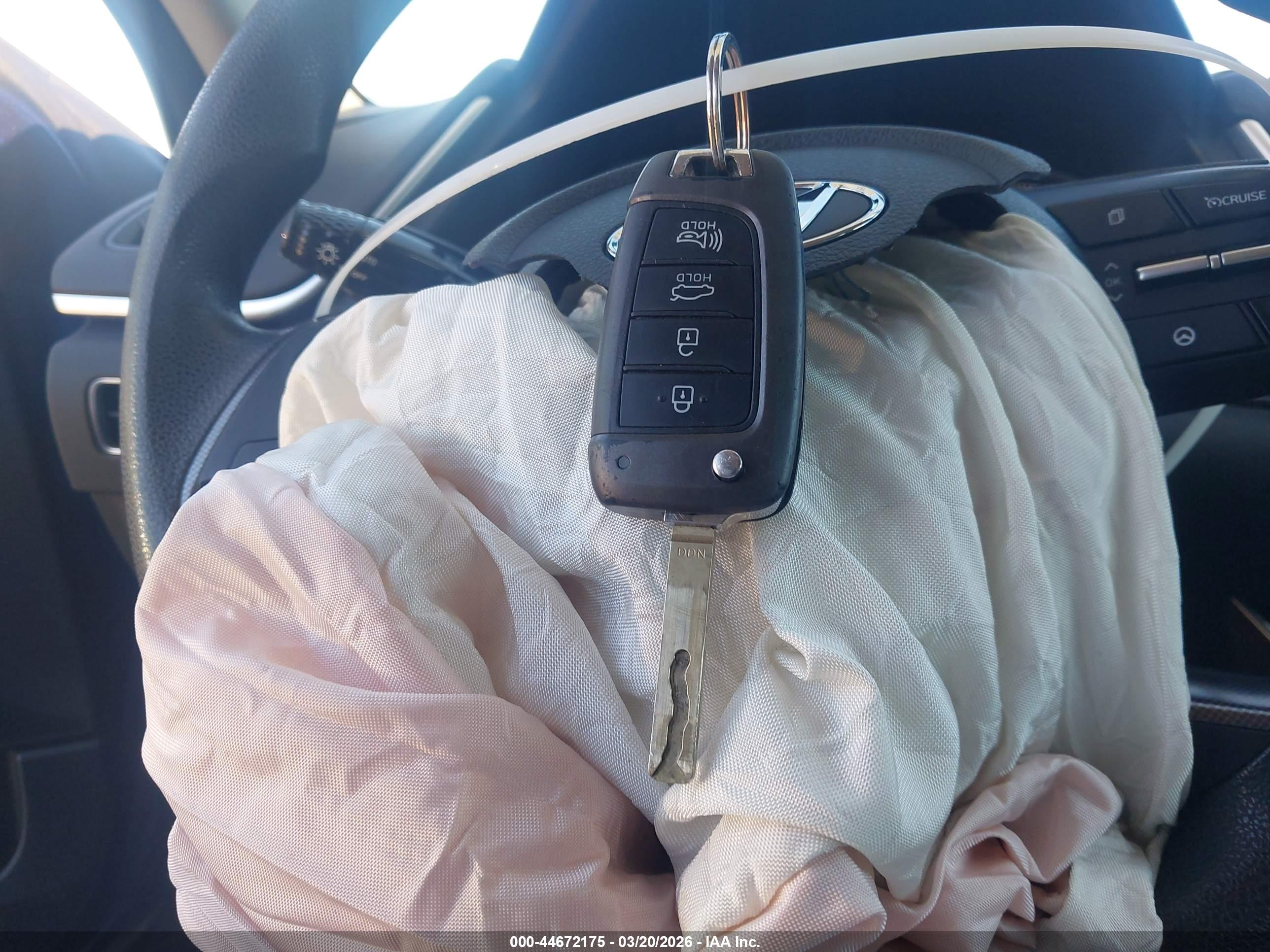 HYUNDAI SONATA image 11