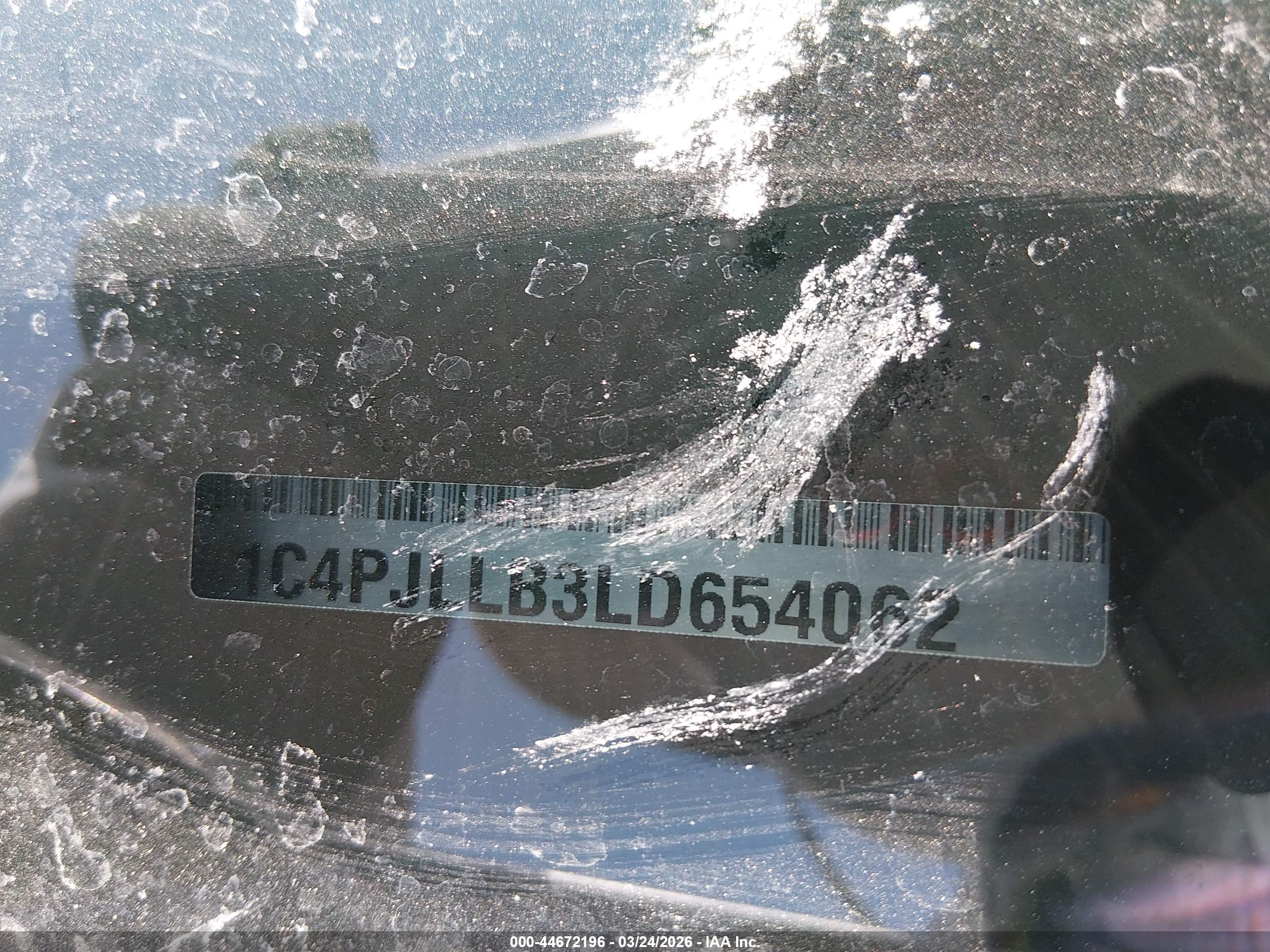 JEEP CHEROKEE image 9
