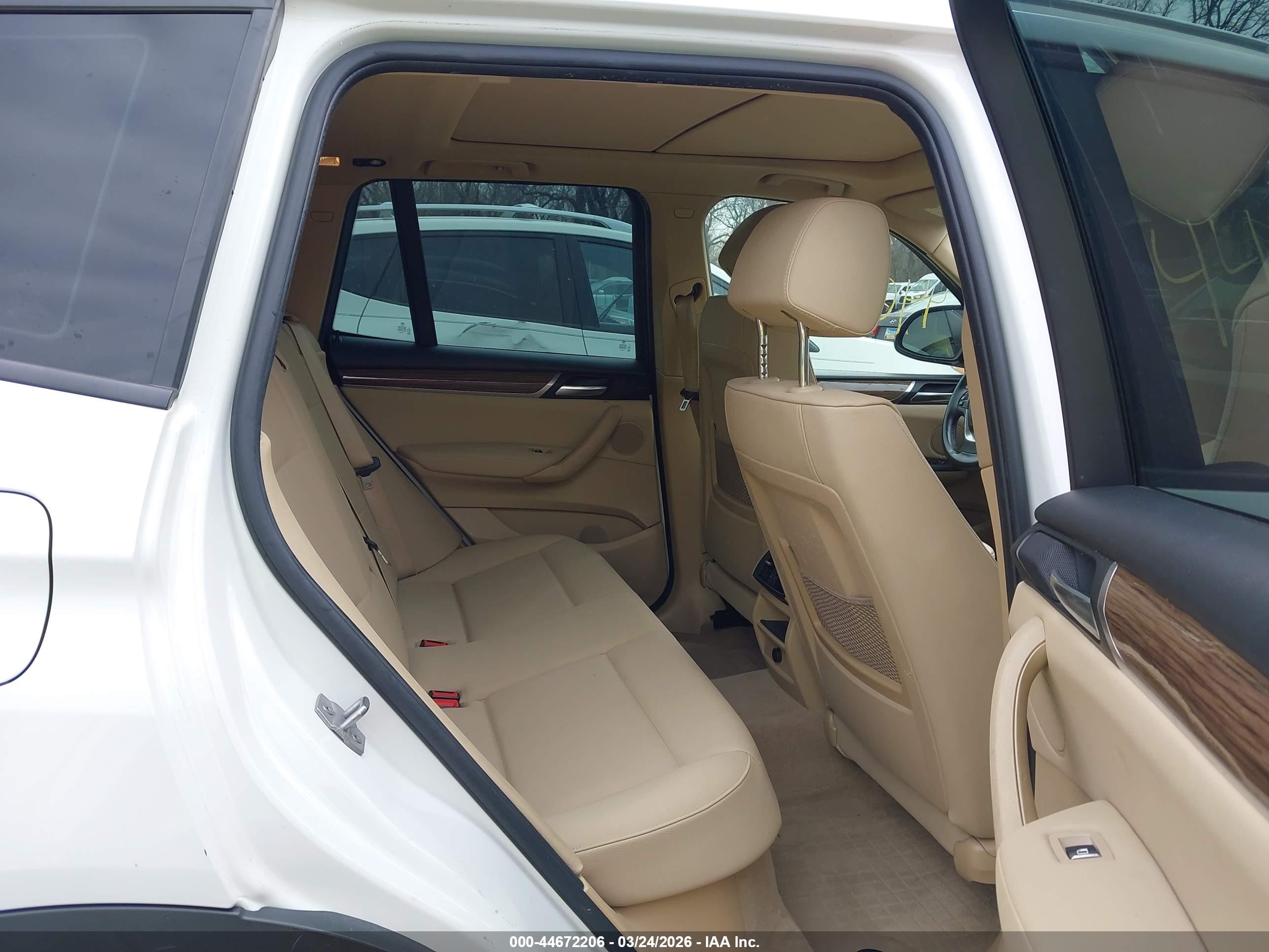 BMW X3 image 8