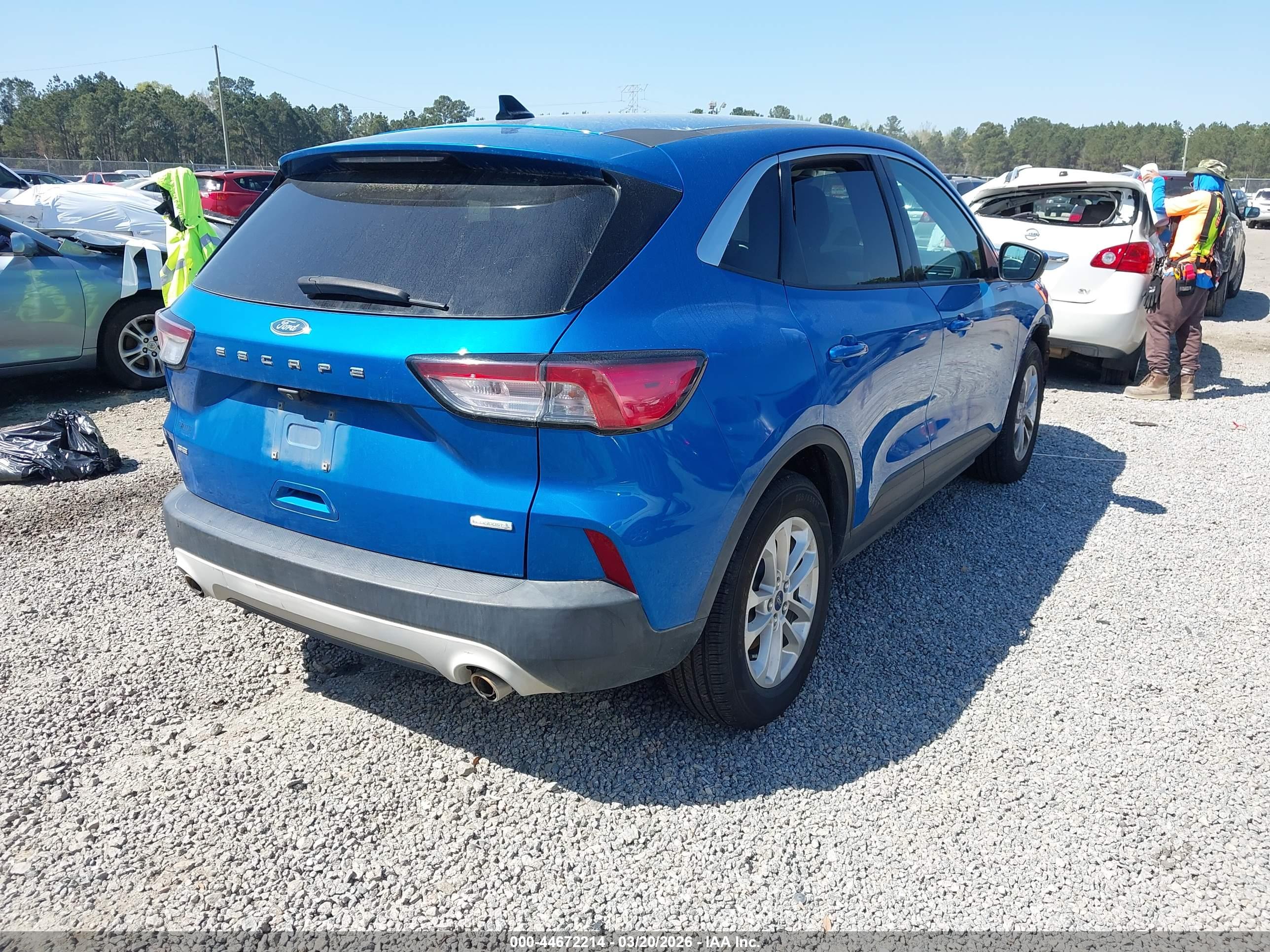 FORD ESCAPE image 4