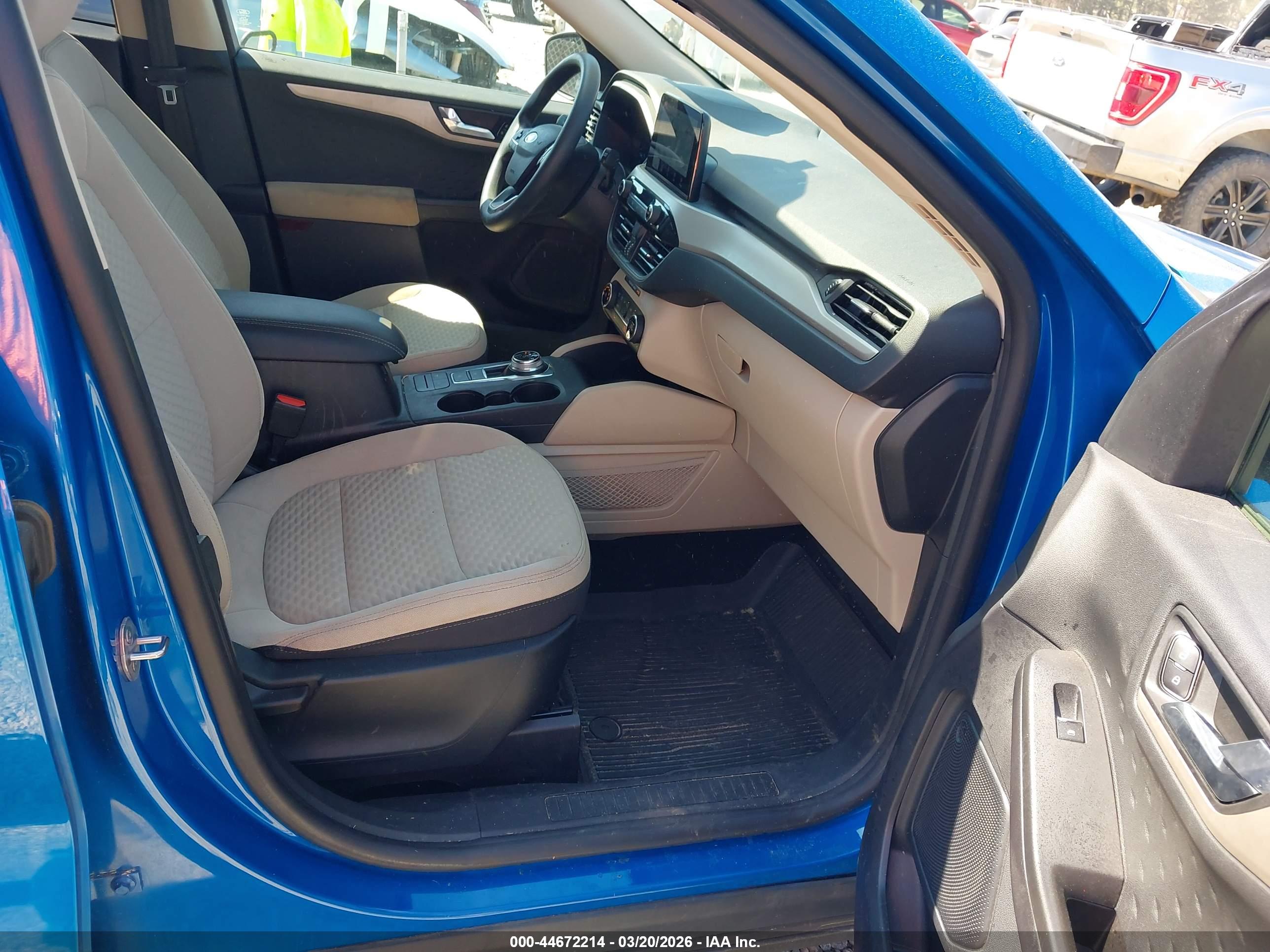 FORD ESCAPE image 5