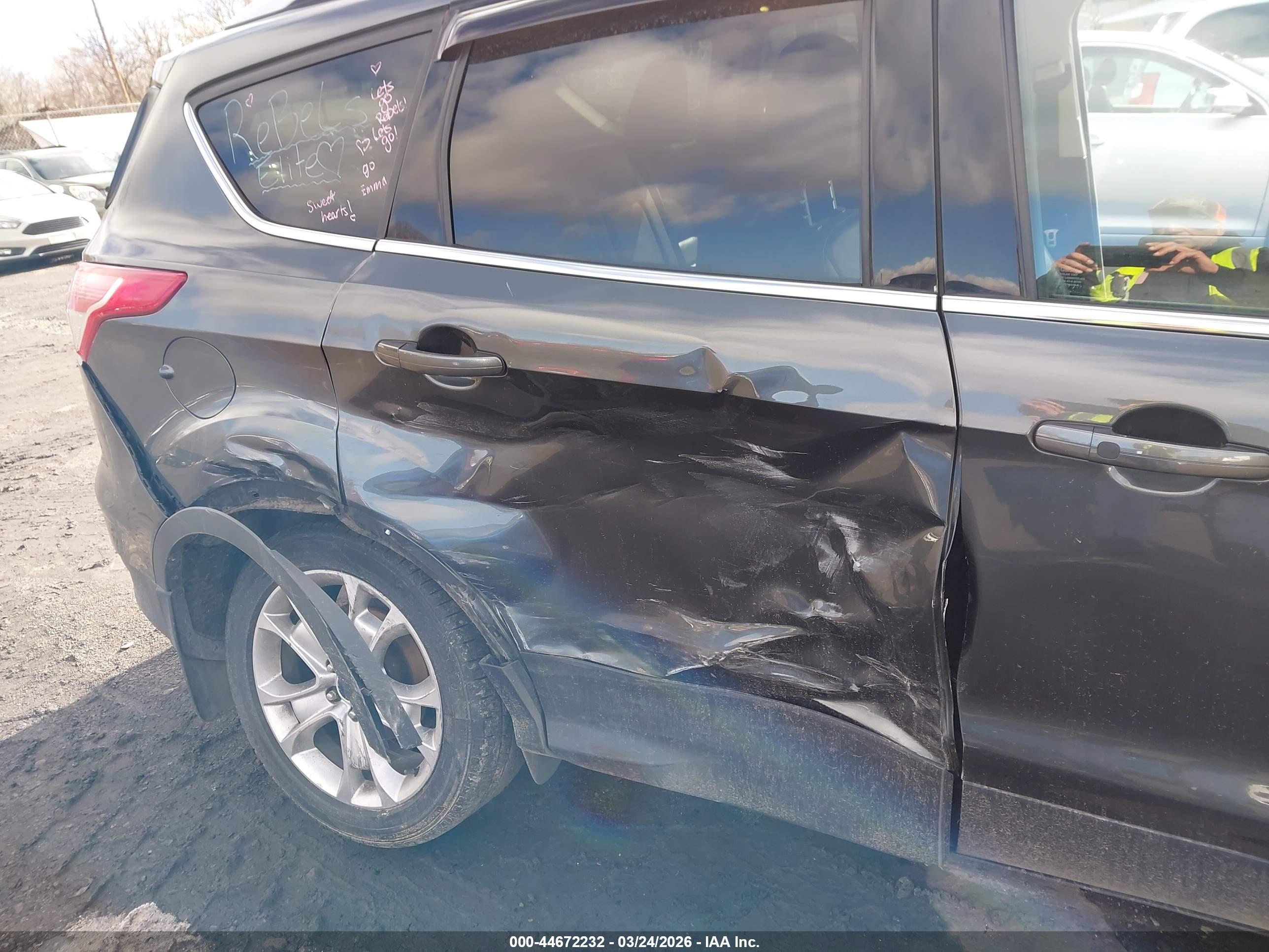 FORD ESCAPE image 6