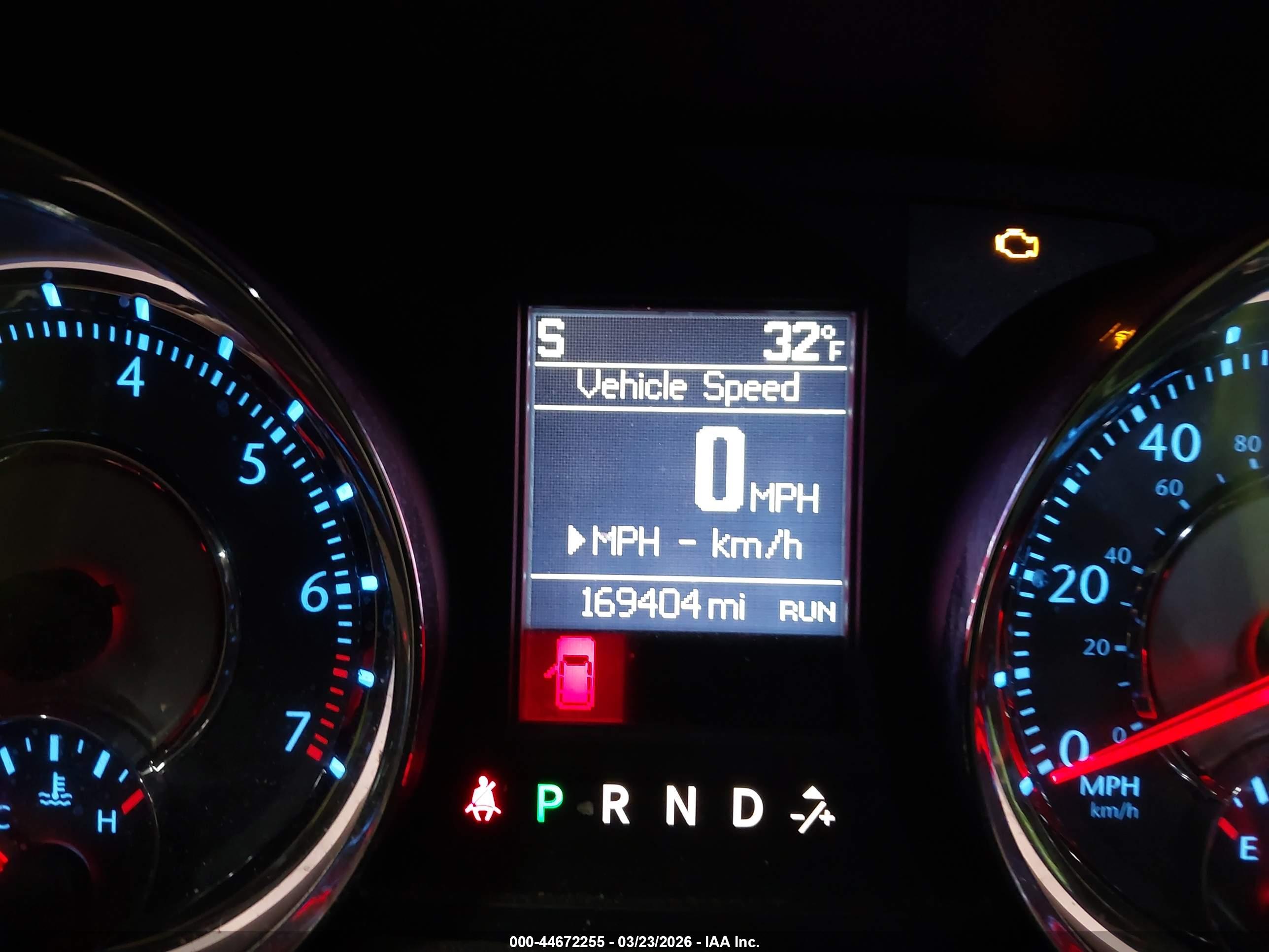 CHRYSLER TOWN image 7