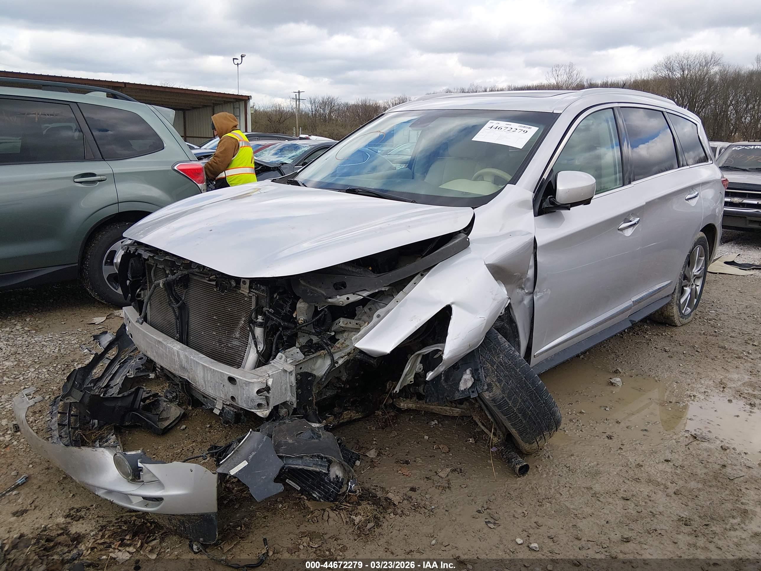 INFINITI JX35 image 2