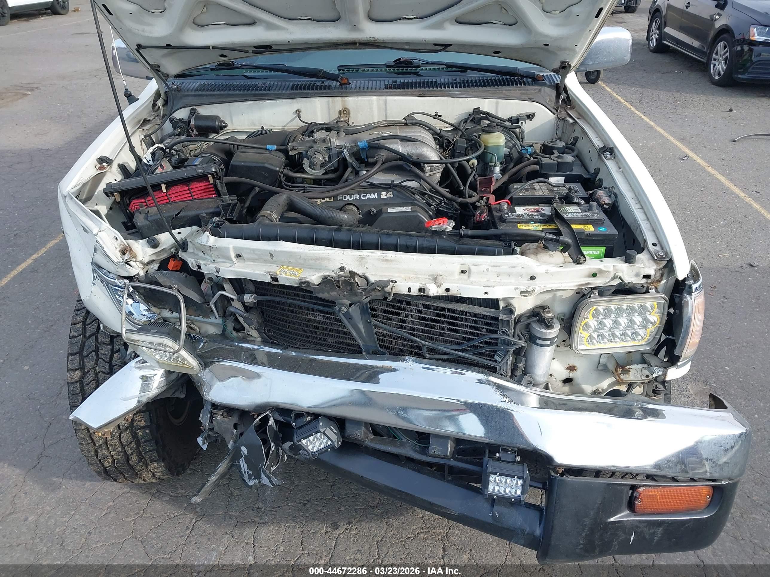 TOYOTA TACOMA image 10